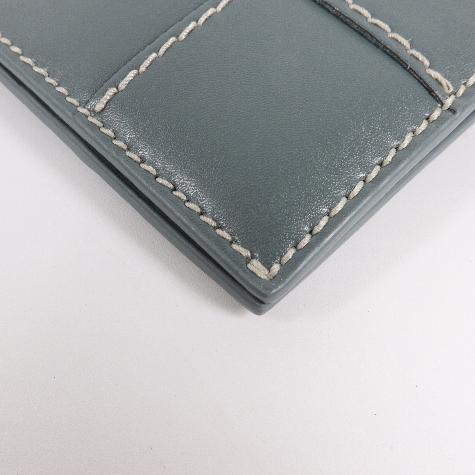 BOTTEGA VENETA 牛皮皮革Cassette Bi-Fold Wallet錢包