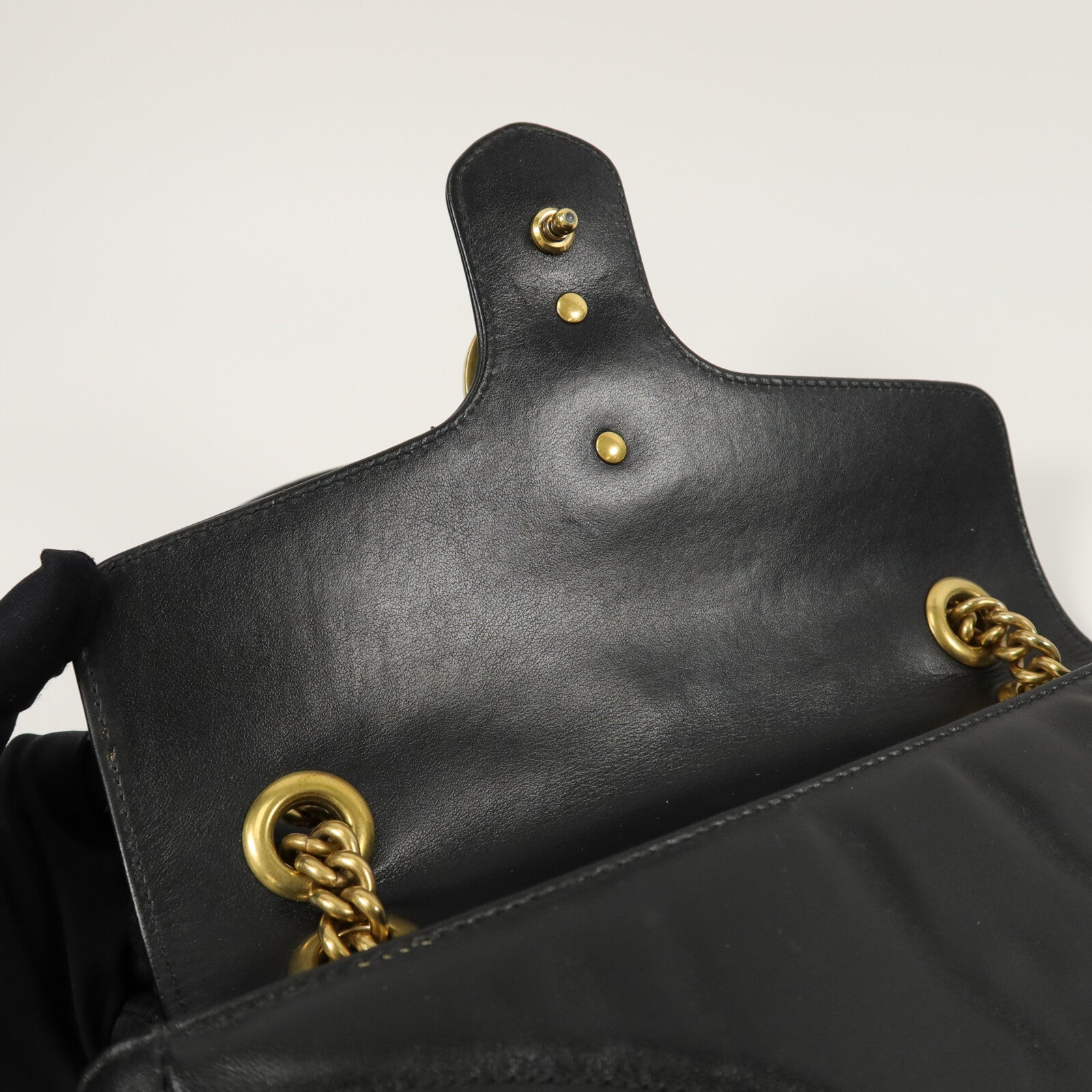 GUCCI GG Marmont Shoulder Bag鏈帶肩背袋