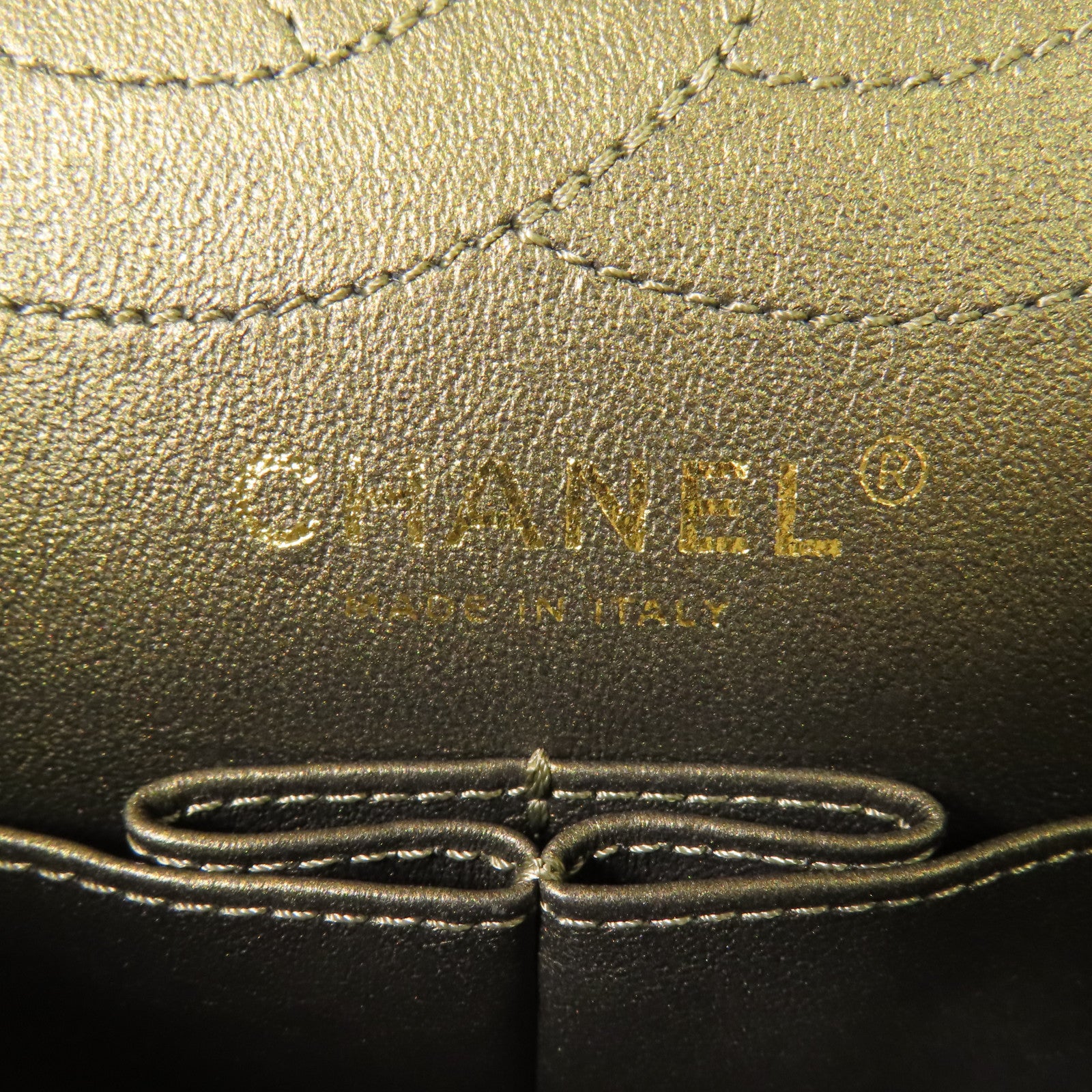 CHANEL 牛皮皮革2.55金扣鏈帶肩背袋