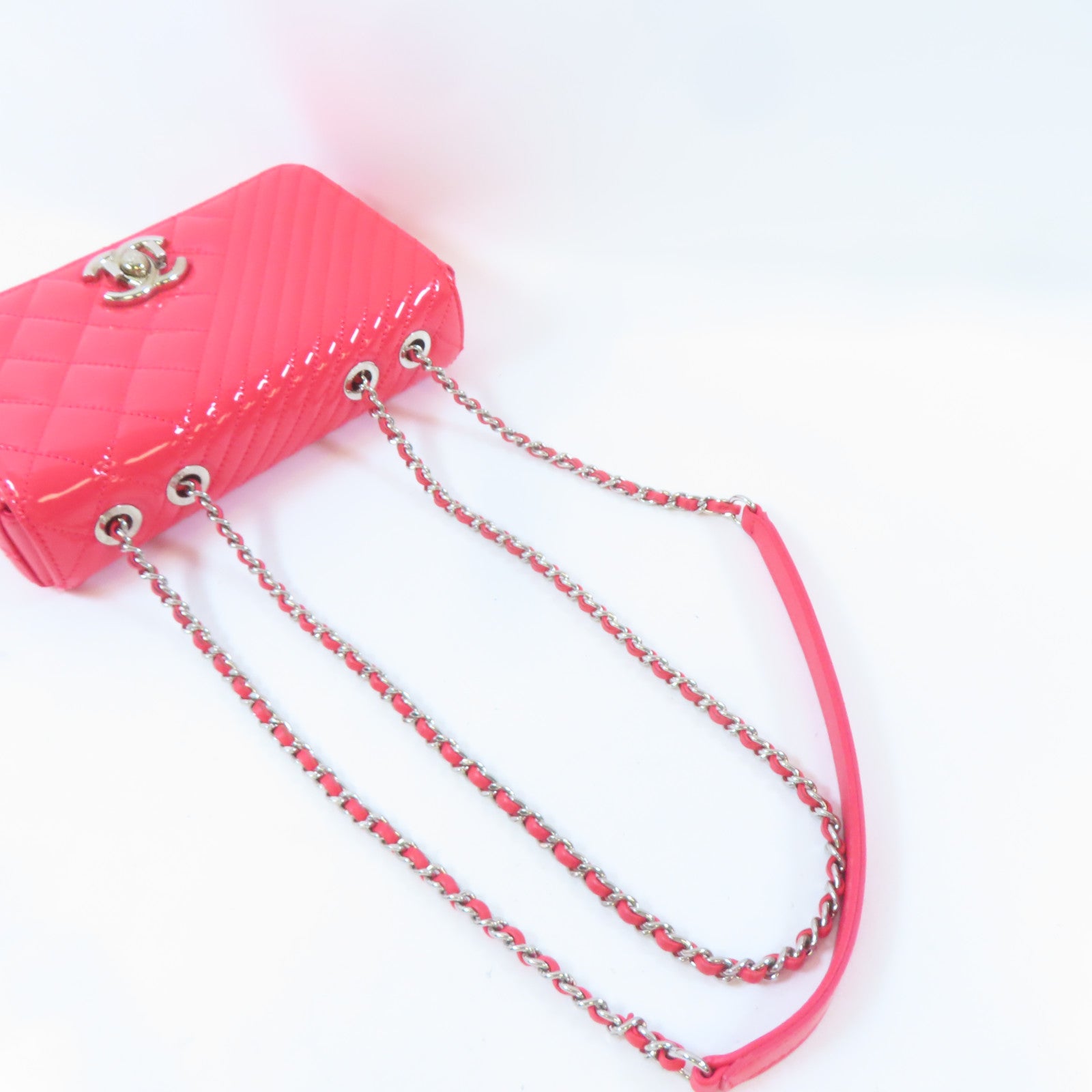 CHANEL 【激減優惠】漆皮皮革Chain Shoulder銀扣鏈帶肩背袋紅色