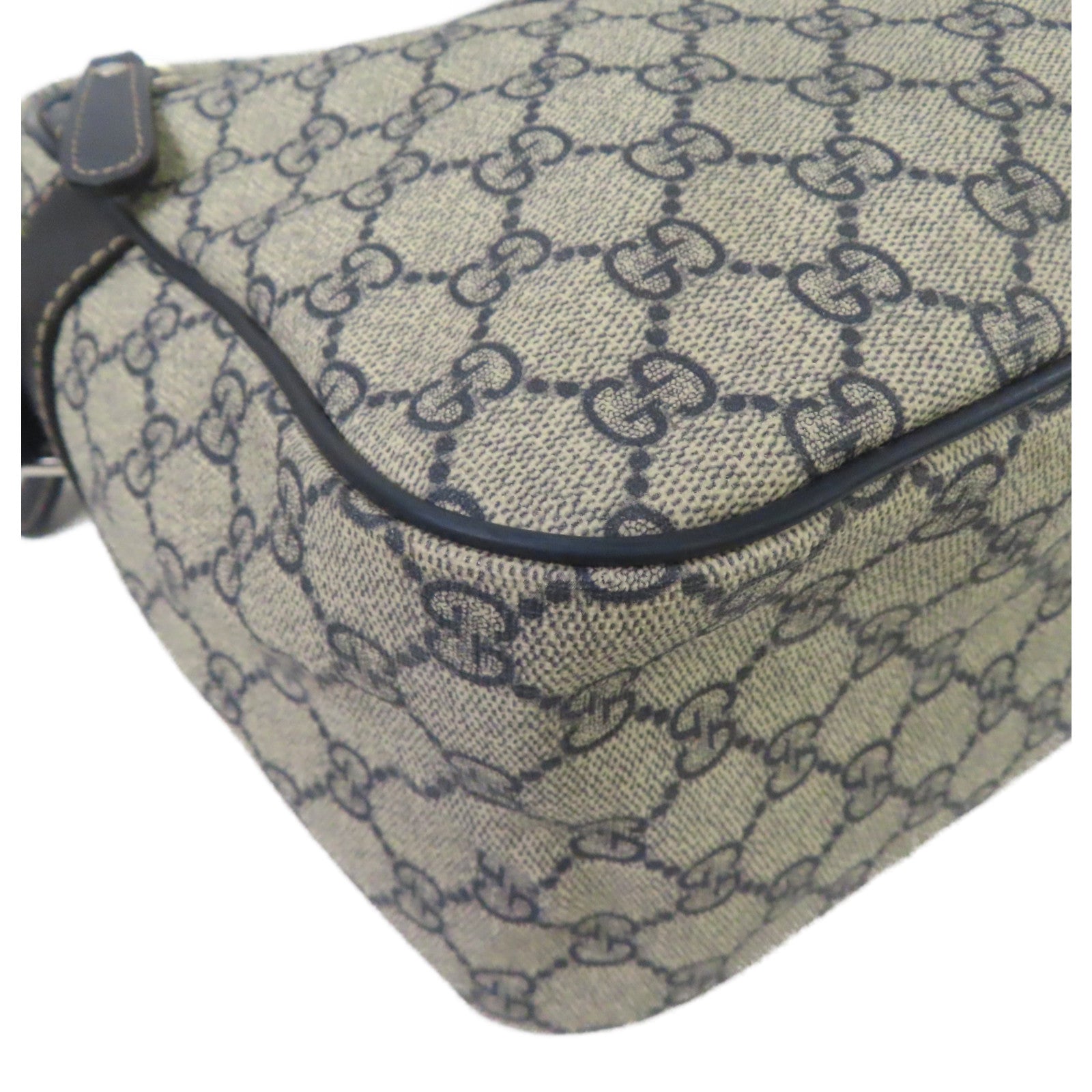 GUCCI 塗層帆布Shoulder Bag銀扣肩背袋深藍色/米色