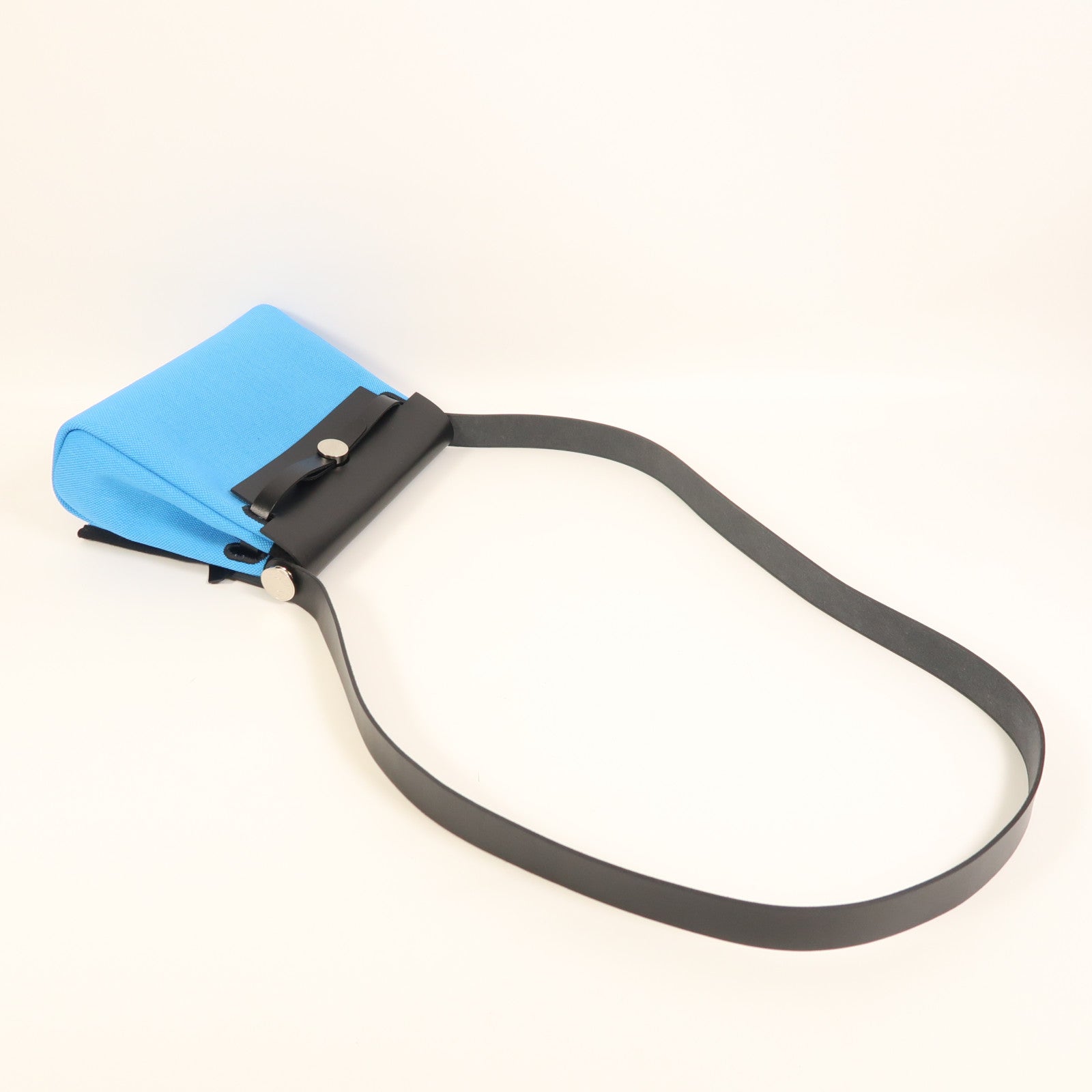 HERMES 帆布Herbag Zip 20銀扣肩背袋Bleu Riviera/Noir