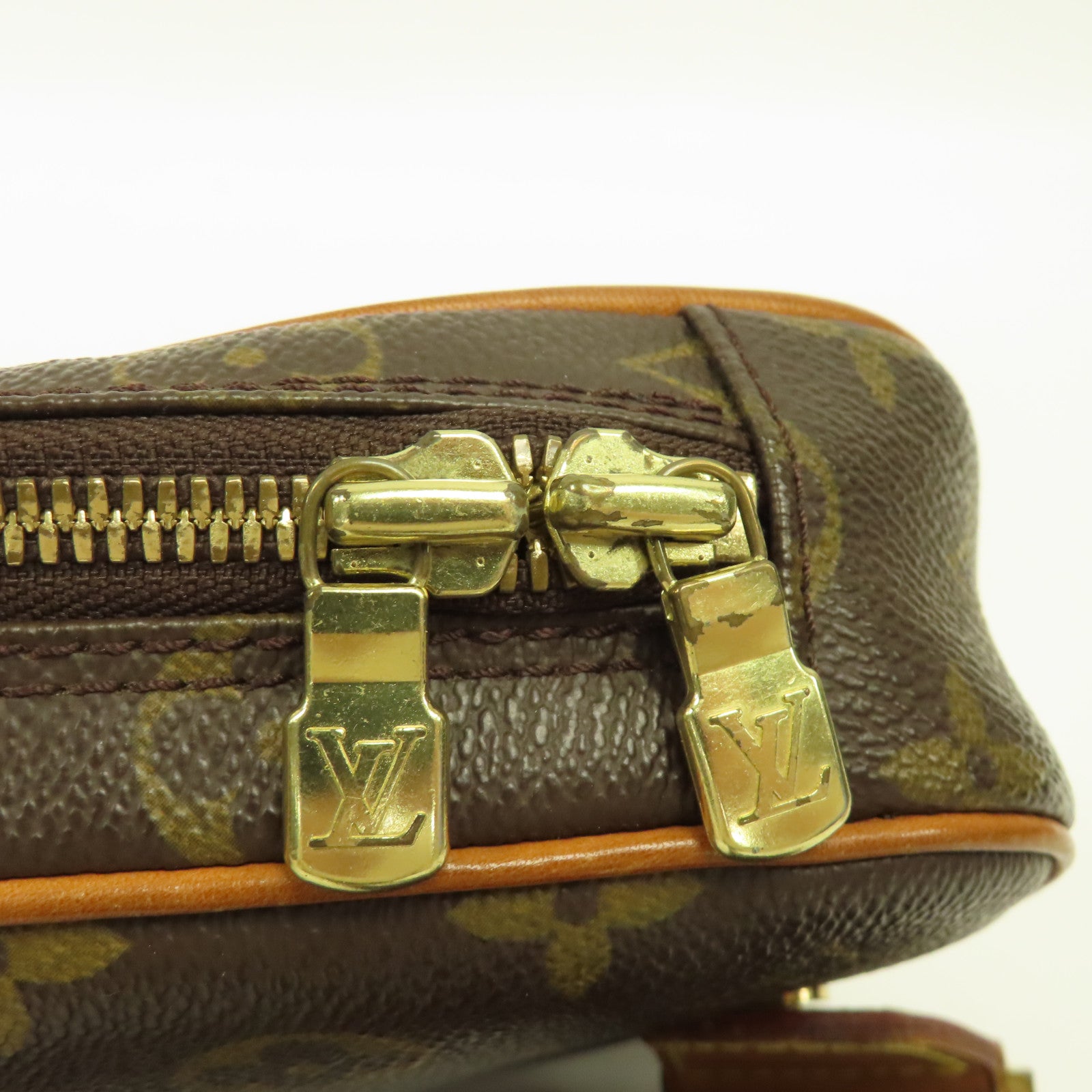 LOUIS VUITTON Monogram Pochette Gange金扣肩背袋啡色
