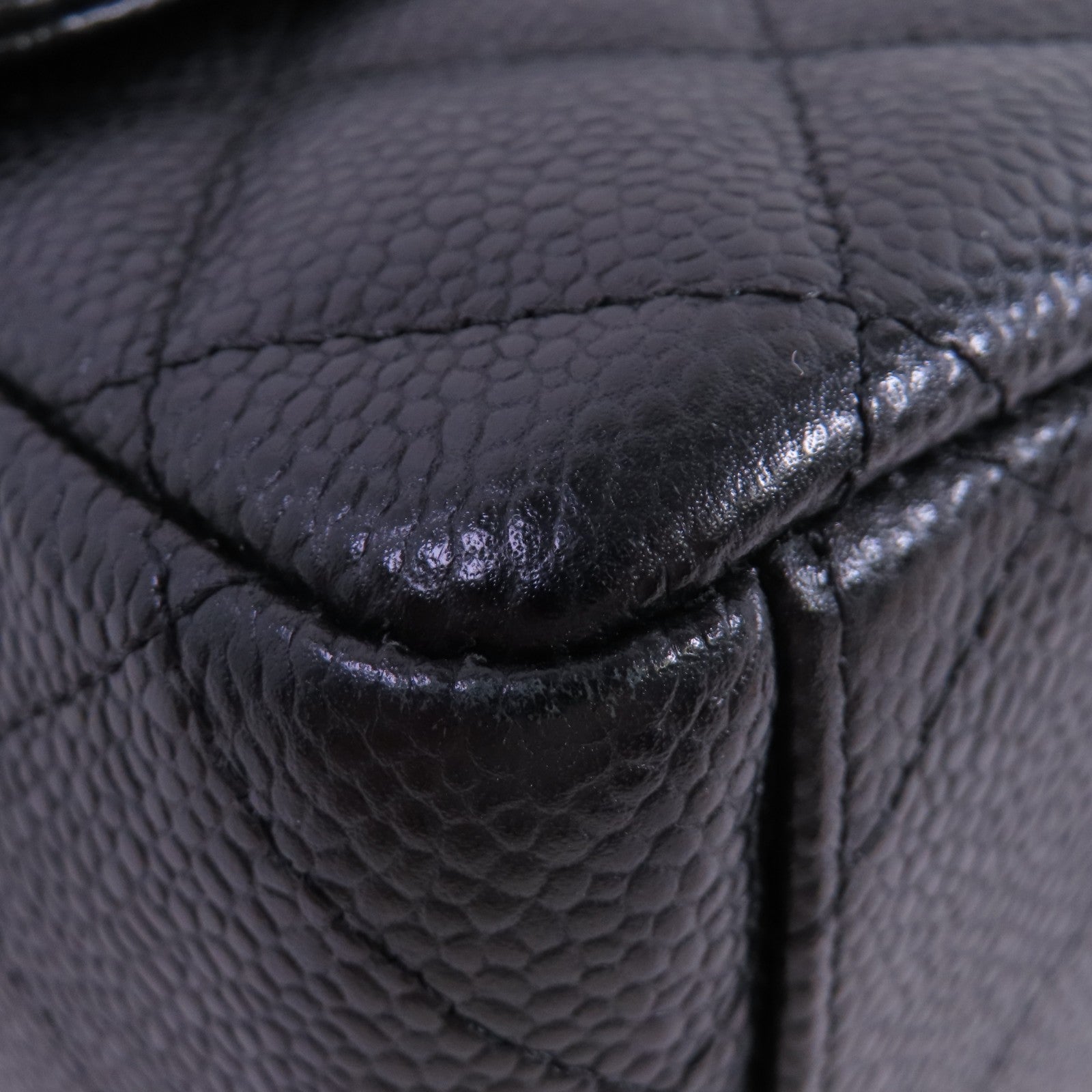CHANEL 牛皮皮革Maxi Classic金扣鏈帶肩背袋
