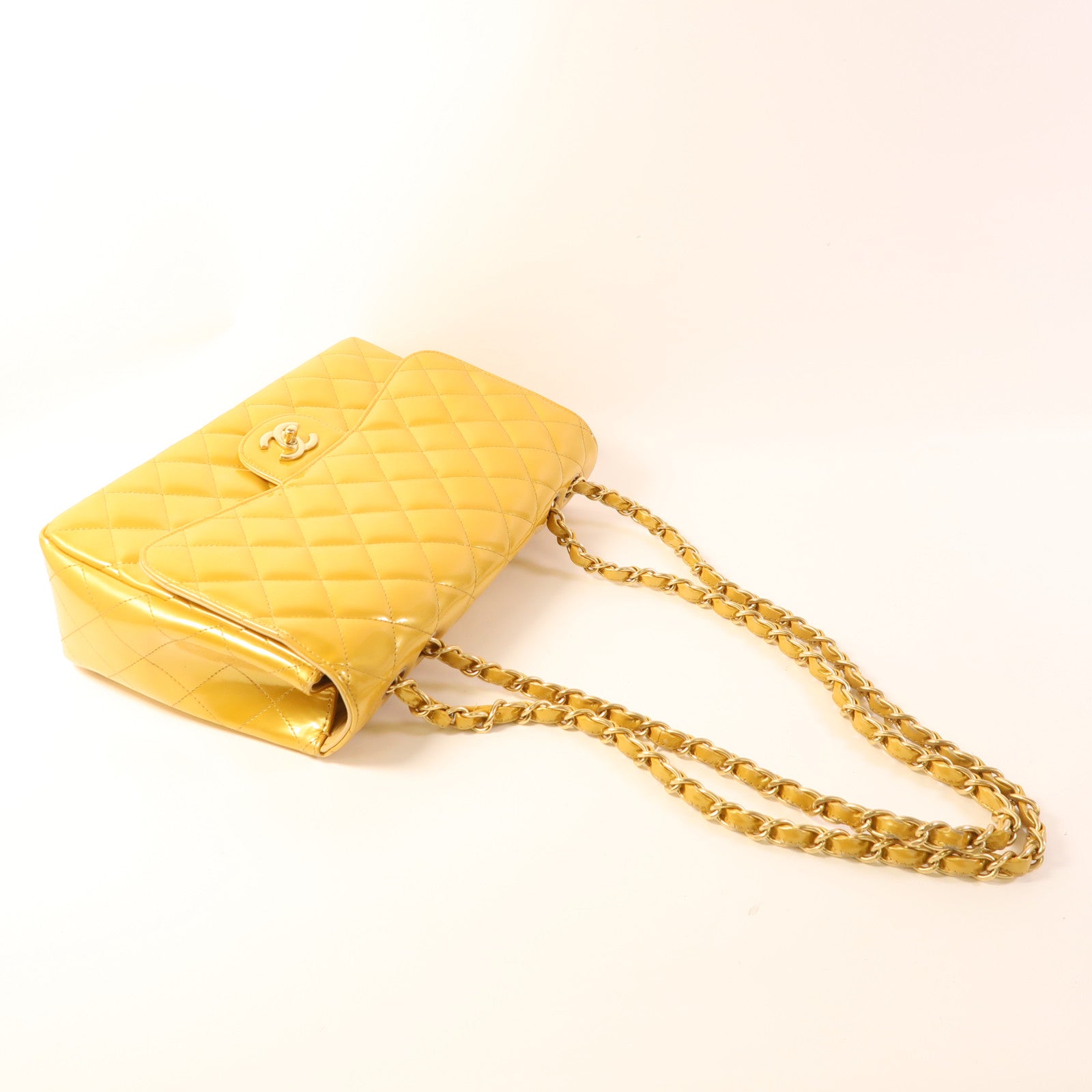 CHANEL 漆皮皮革Large Classic金扣鏈帶肩背袋