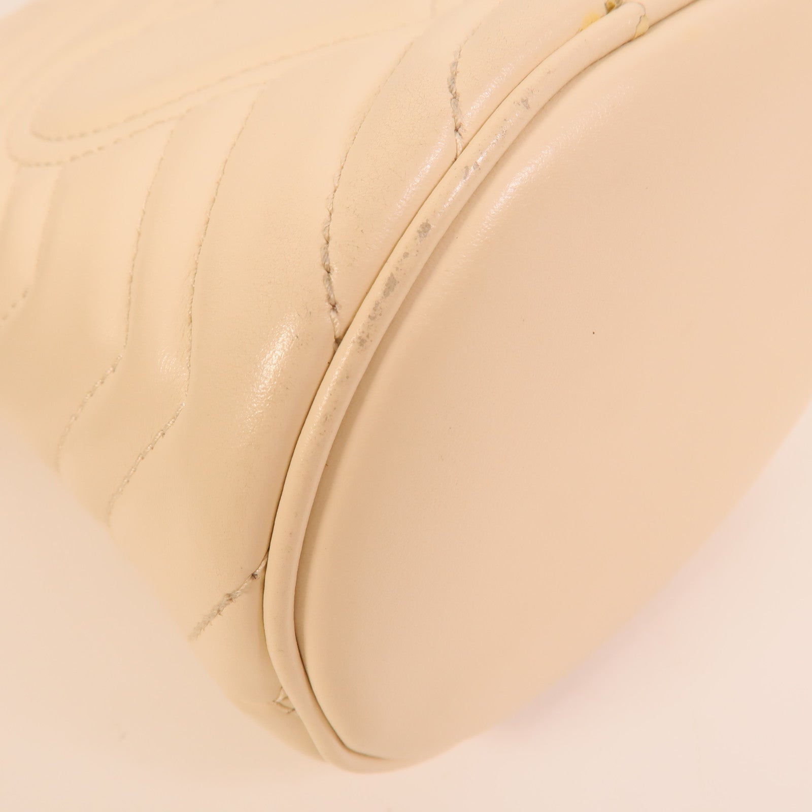 GUCCI 牛皮皮革GG Marmont Bucket鏈帶肩背袋