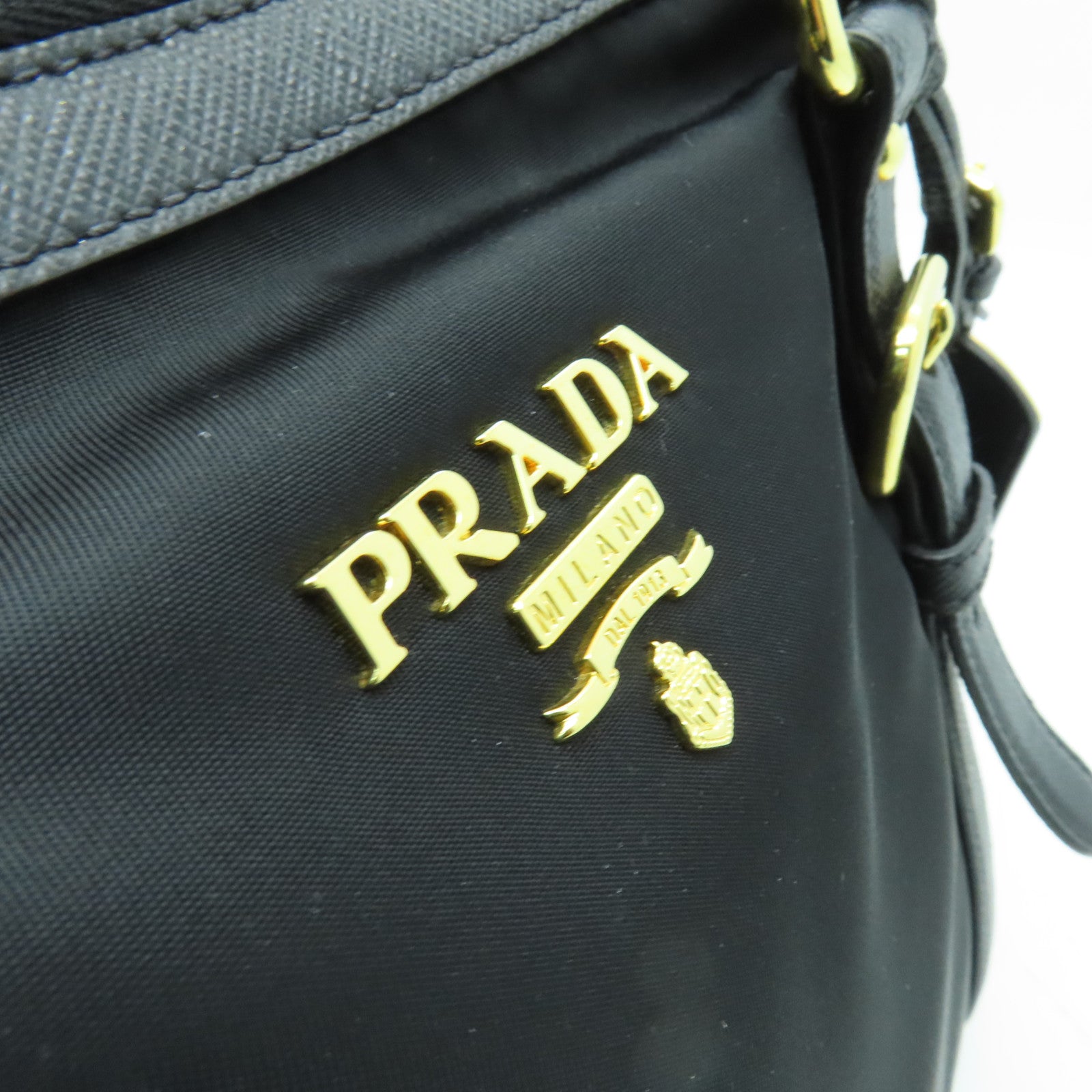 PRADA 【激減優惠】尼龍/Saffiano皮革Shoulder Bag金扣肩背袋黑色
