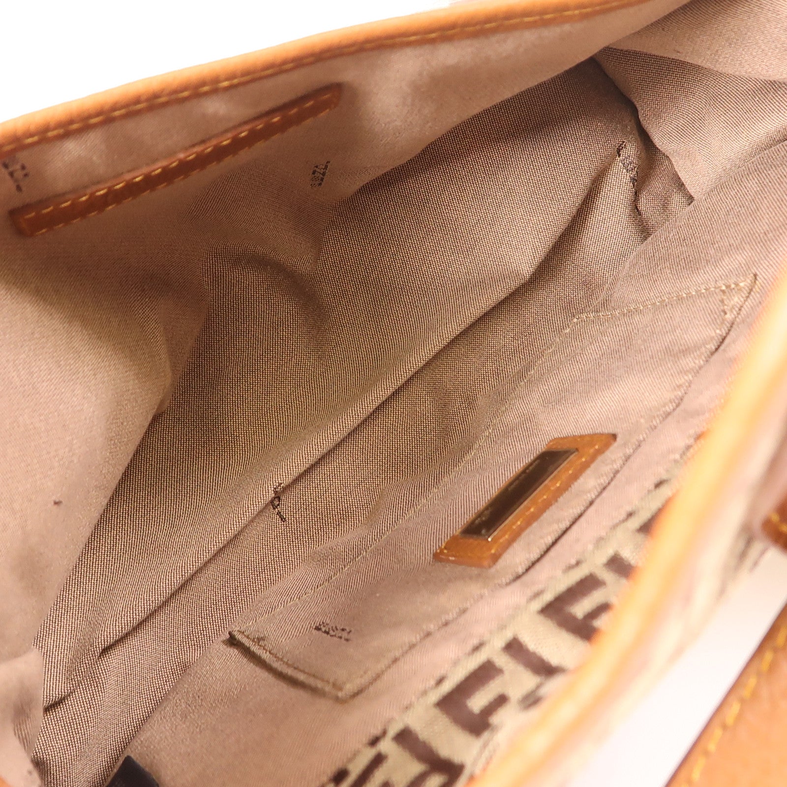 FENDI 帆布Hand Bag金扣手挽袋