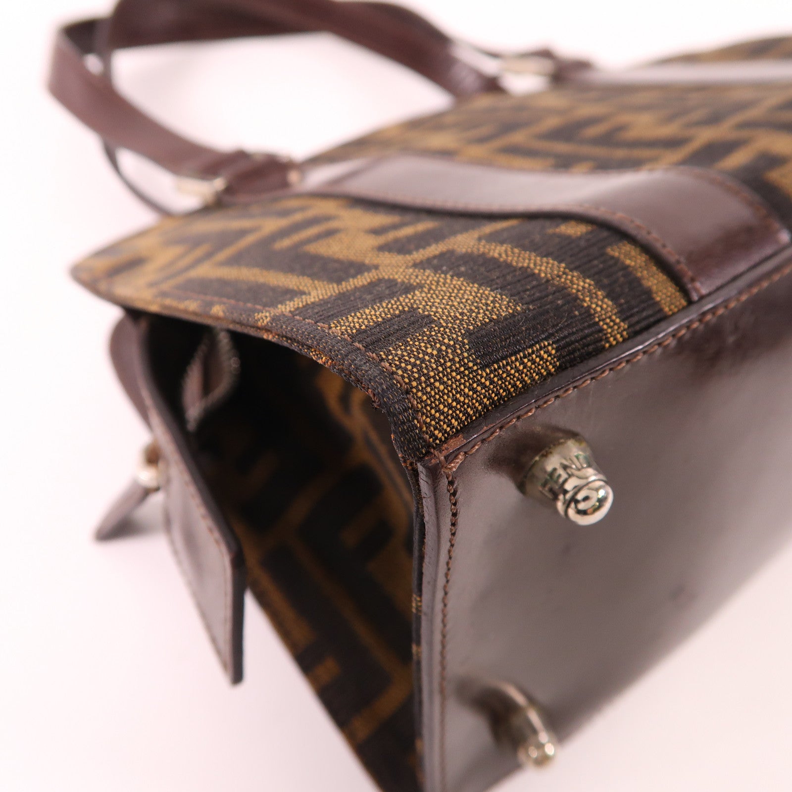 FENDI 帆布Hand Bag銀扣手挽袋