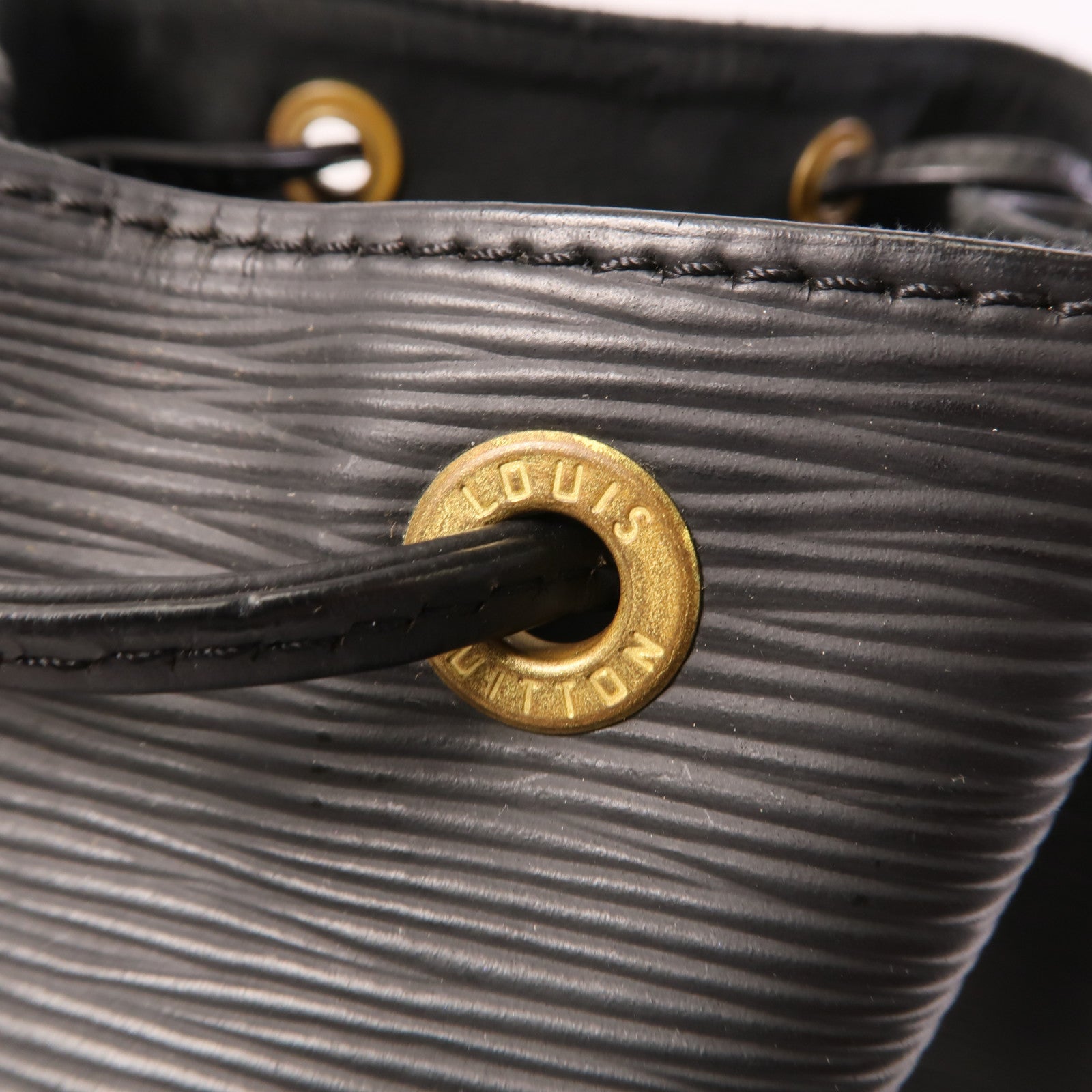 LOUIS VUITTON Epi Neo Bucket金扣肩背袋