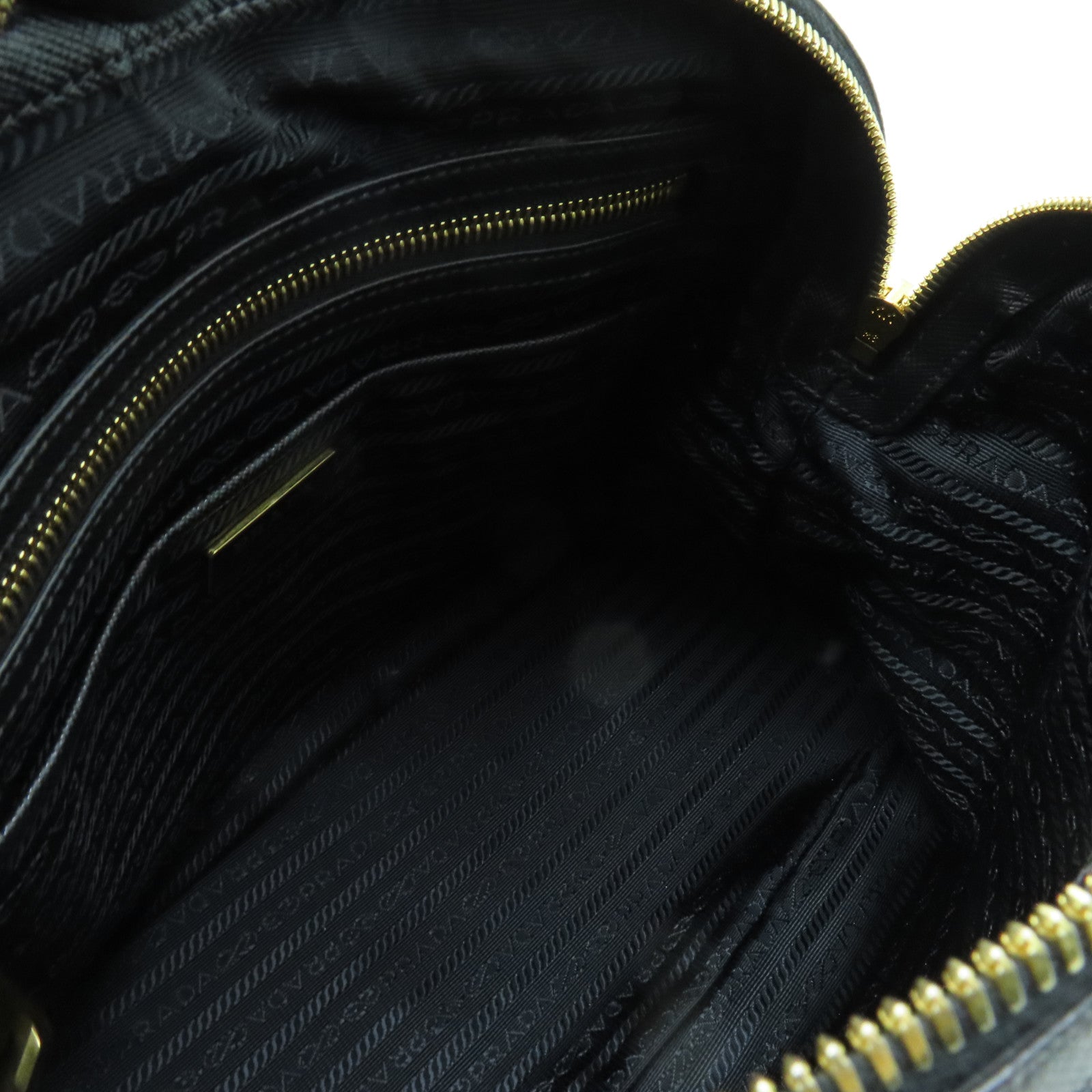 PRADA 【激減優惠】尼龍/Saffiano皮革Shoulder Bag金扣肩背袋黑色