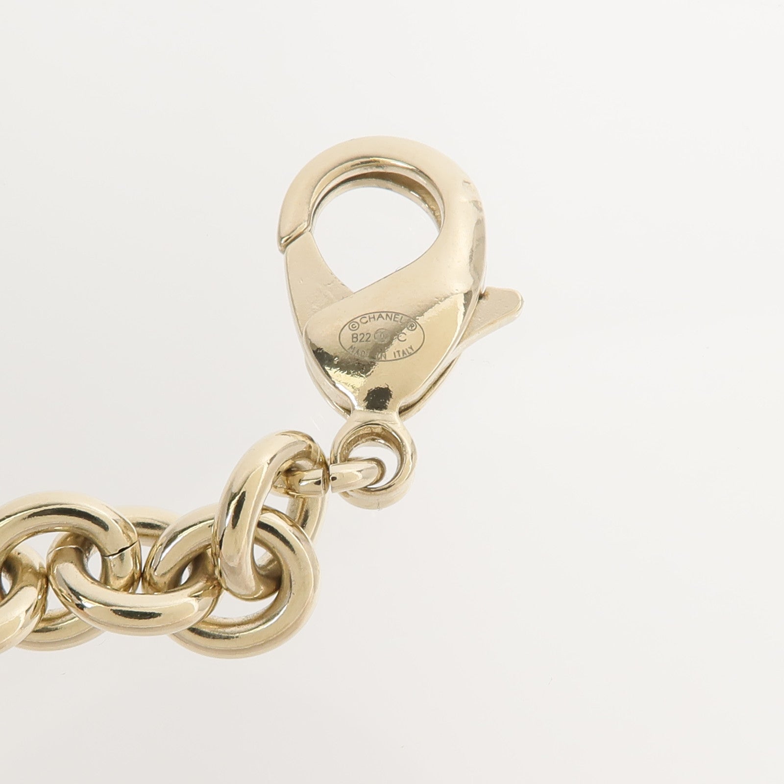 CHANEL 金屬Giant Heart Locket Pendant Necklace項鍊