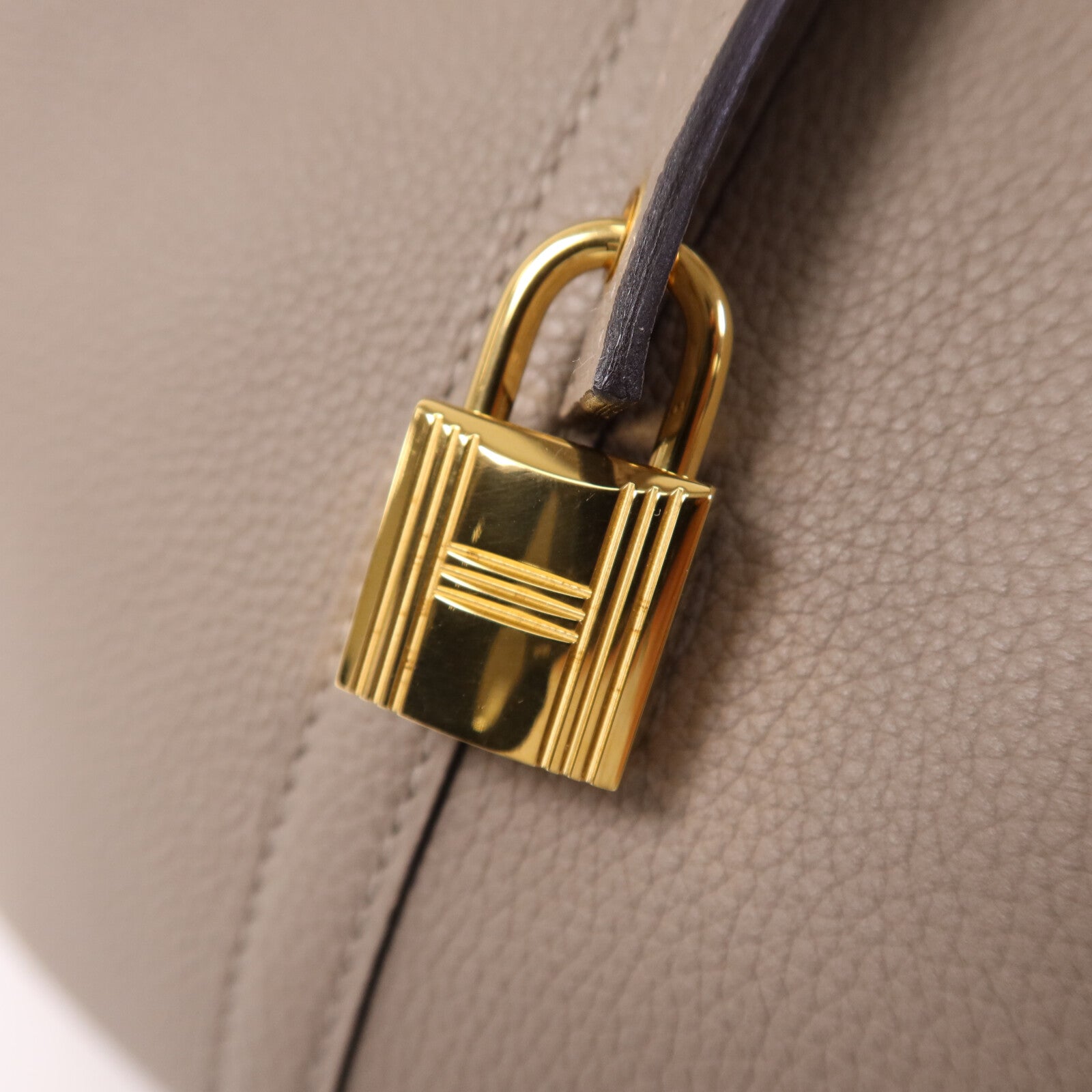 HERMES Togo皮革Picotin MM金扣手挽袋Asphalt