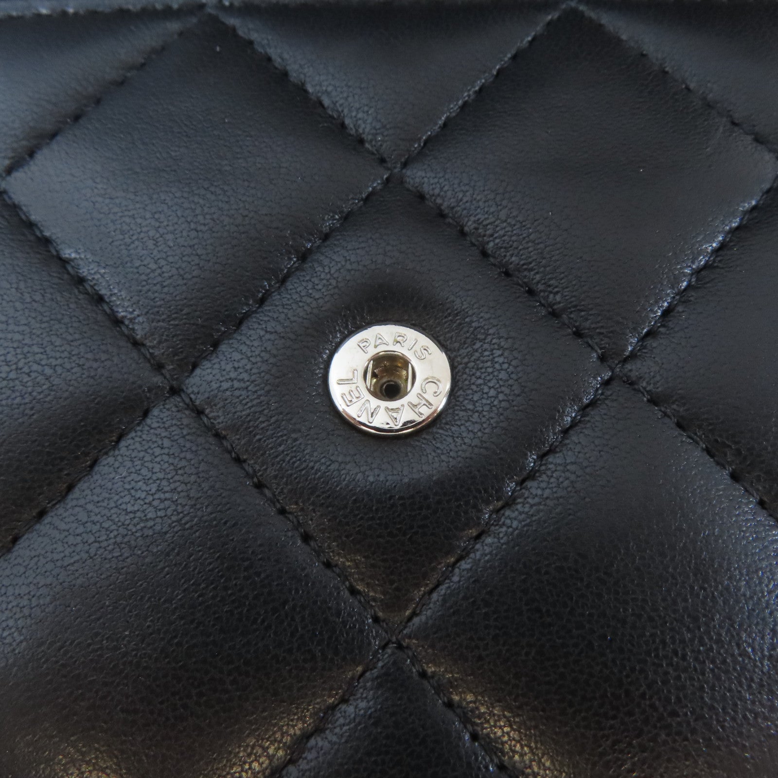 CHANEL 菱格羊皮皮革WOC Wallet On Chain銀扣鏈帶肩背袋黑色