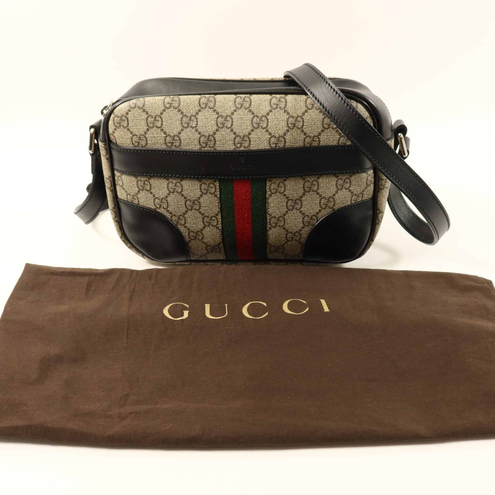 GUCCI 塗層帆布Messenger Bag銀扣肩背袋
