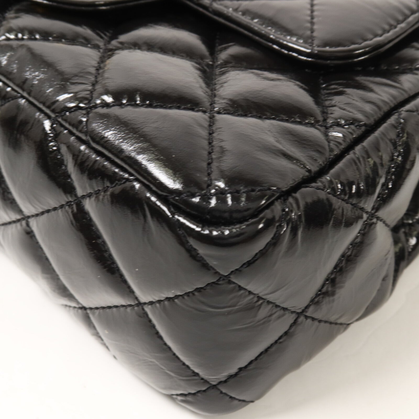 CHANEL 牛皮皮革Wavy CC Hobo Bag Small鏈帶肩背袋