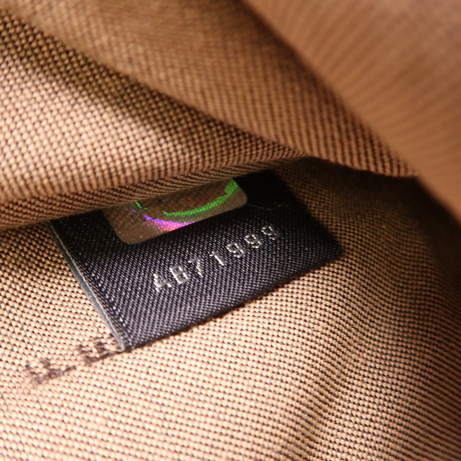 FENDI 帆布Hand Bag金扣手挽袋