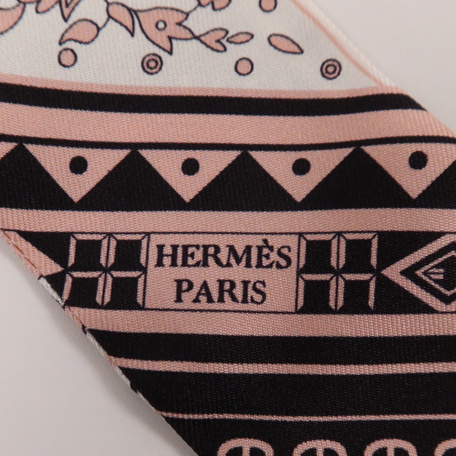 HERMES 絲質Twilly絲巾