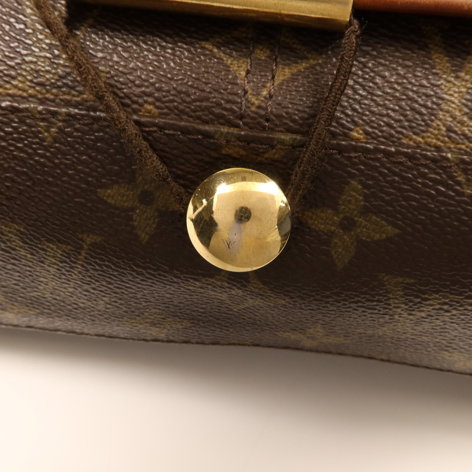 LOUIS VUITTON Monogram Abbesses金扣肩背袋棕色