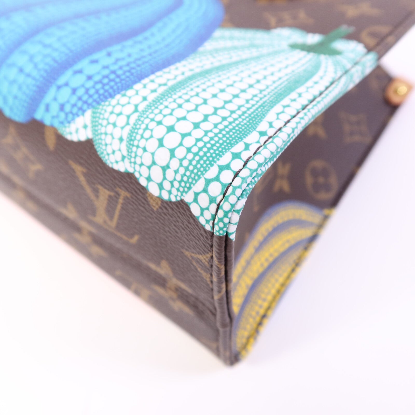 LOUIS VUITTON Monogram LV x YK On the Go PM金扣手挽肩背兩用袋