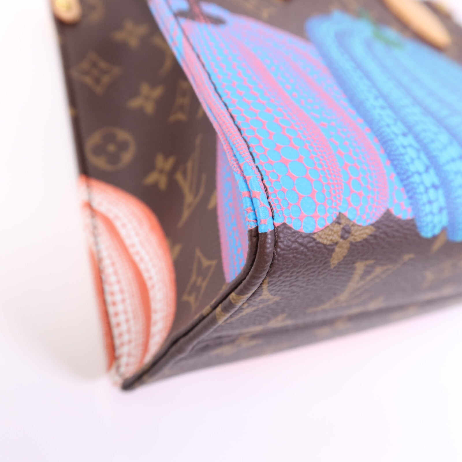 LOUIS VUITTON Monogram LV x YK On the Go PM金扣手挽肩背兩用袋