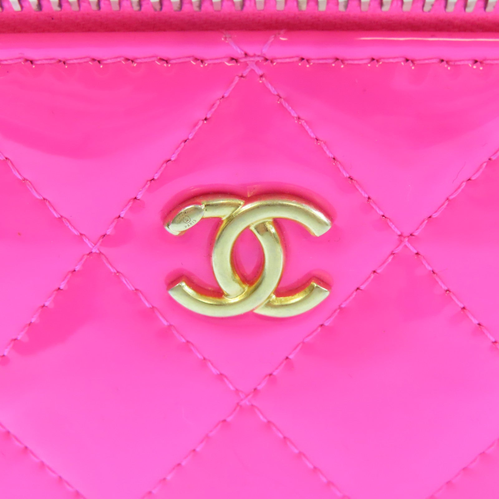 CHANEL 菱格漆皮皮革Vanity Case With Gold Ball金扣鏈帶肩背袋粉色