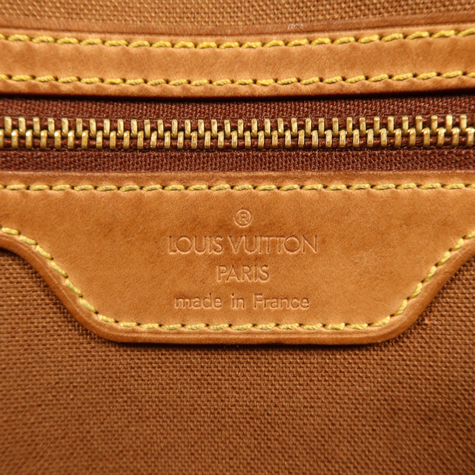 LOUIS VUITTON Monogram Abbesses金扣肩背袋棕色