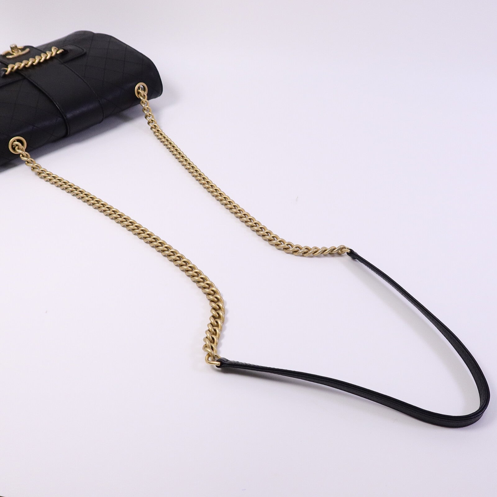 CHANEL 牛皮皮革Chain Shoulder Bag鏈帶肩背袋