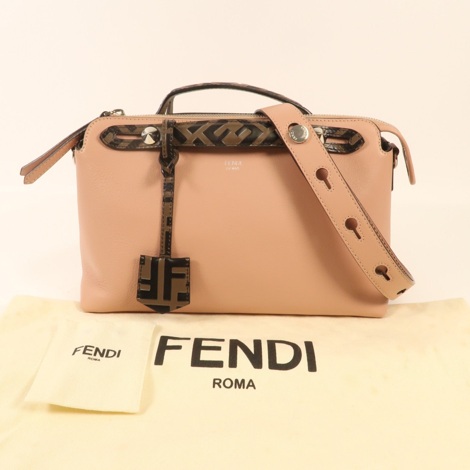 FENDI 牛皮皮革By The Way銀扣手挽肩背兩用袋