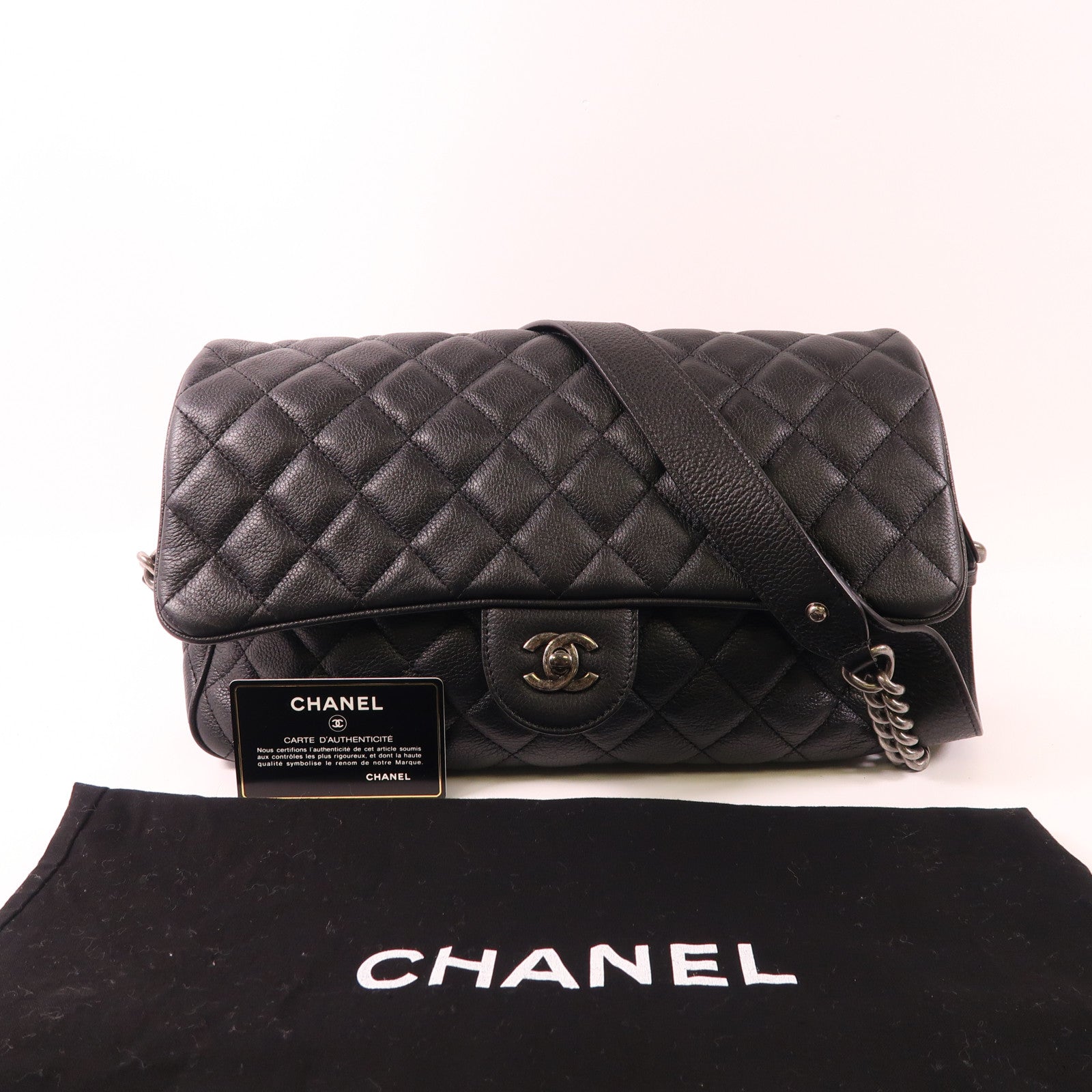 CHANEL CC Shoulder Bag Calfskin Leather Black