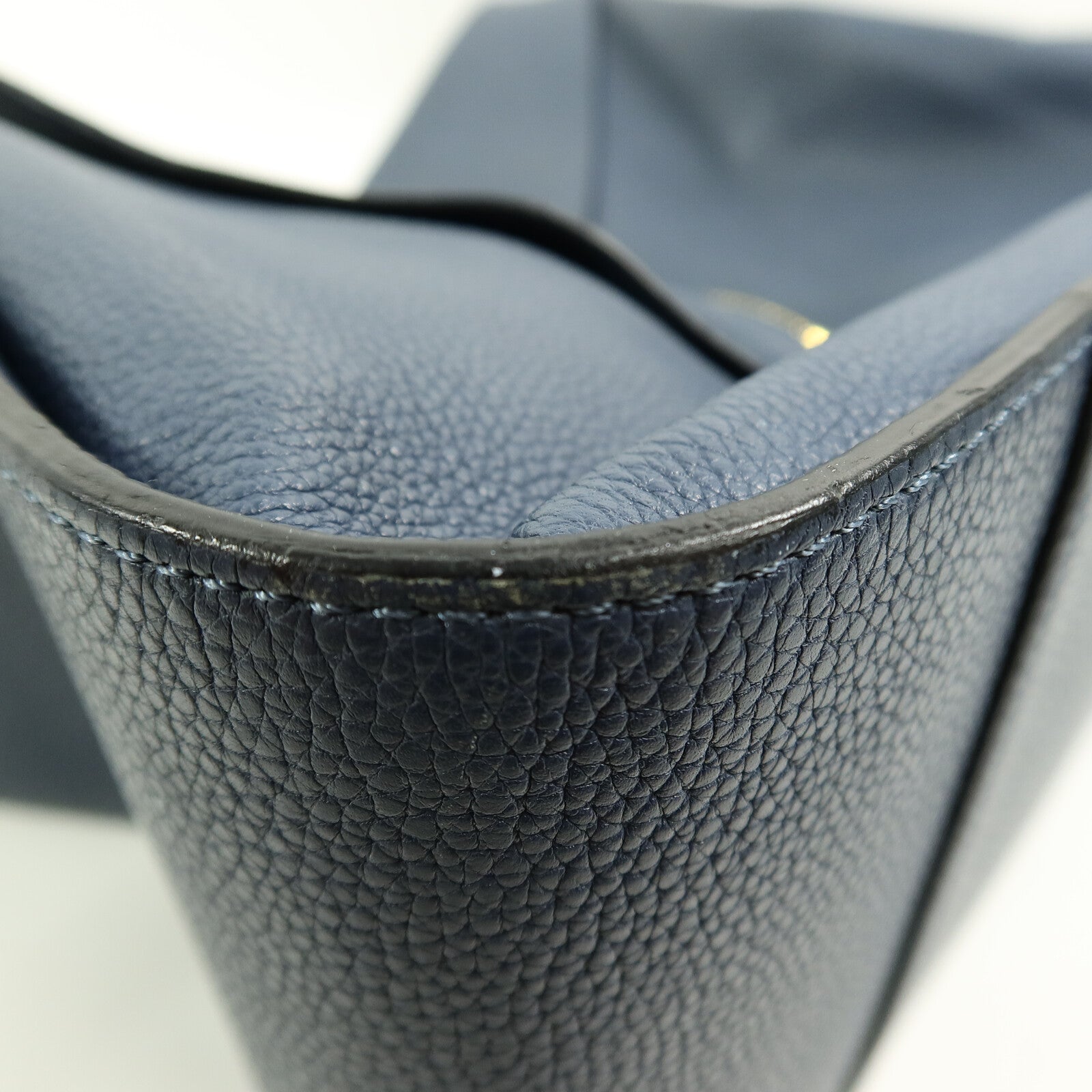 LOEWE 牛皮皮革Hammock Medium肩背袋
