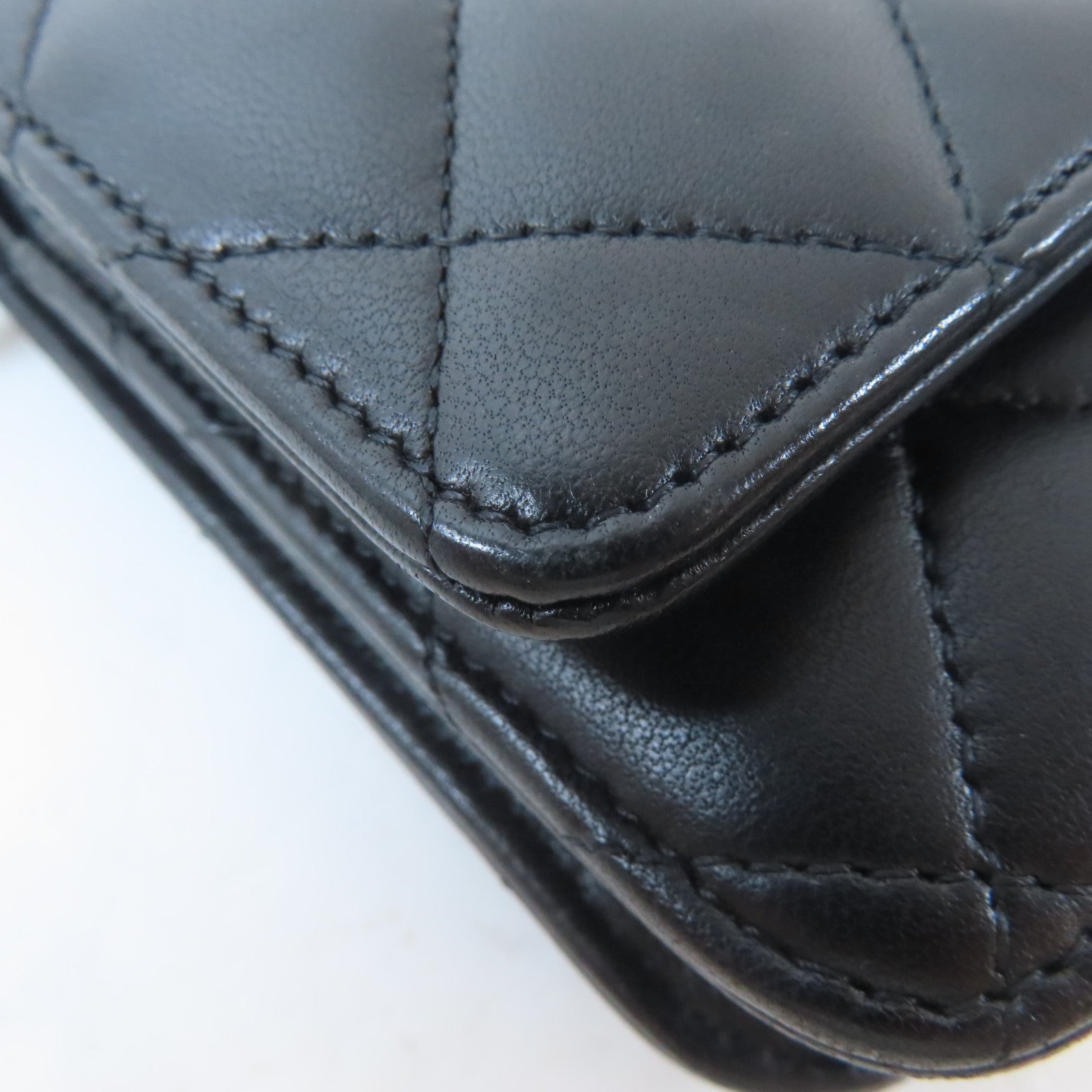 CHANEL 菱格羊皮皮革WOC Wallet On Chain銀扣鏈帶肩背袋黑色