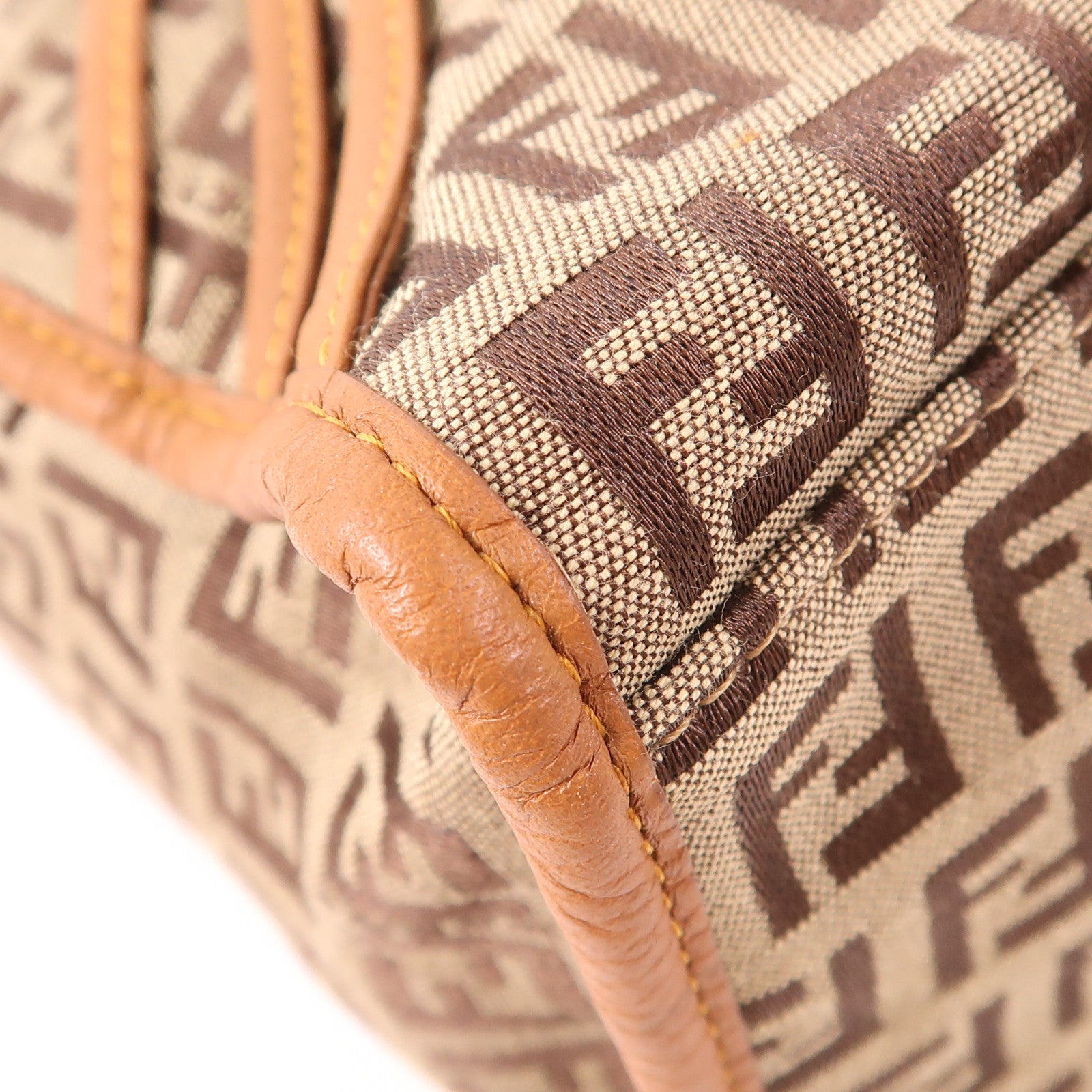 FENDI 帆布Hand Bag金扣手挽袋