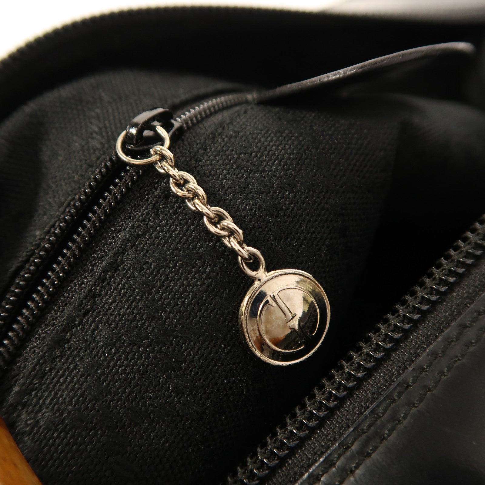 GUCCI 尼龍/漆皮皮革Shoulder Bag銀扣肩背袋