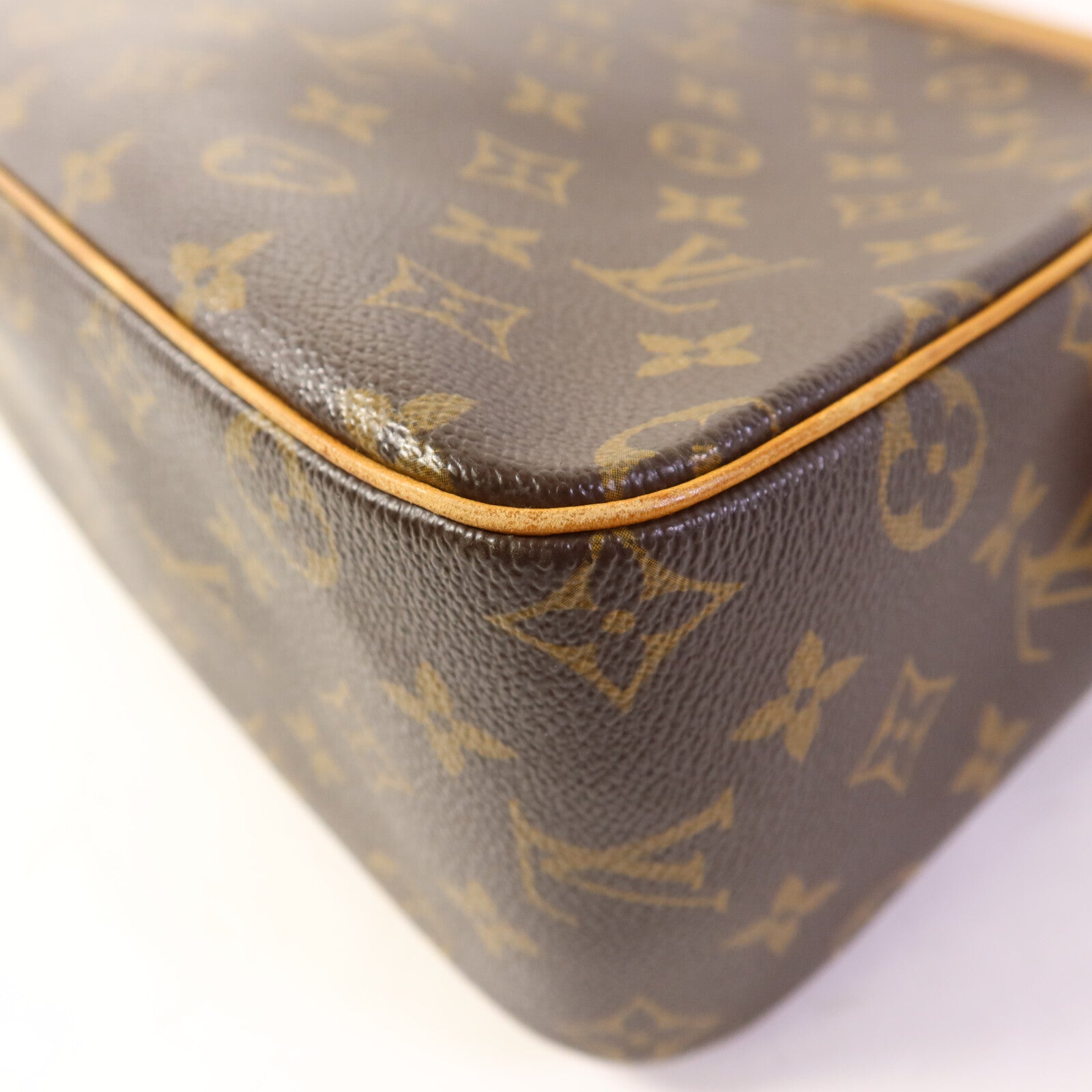 LOUIS VUITTON Monogram Viva Cite GM金扣肩背袋