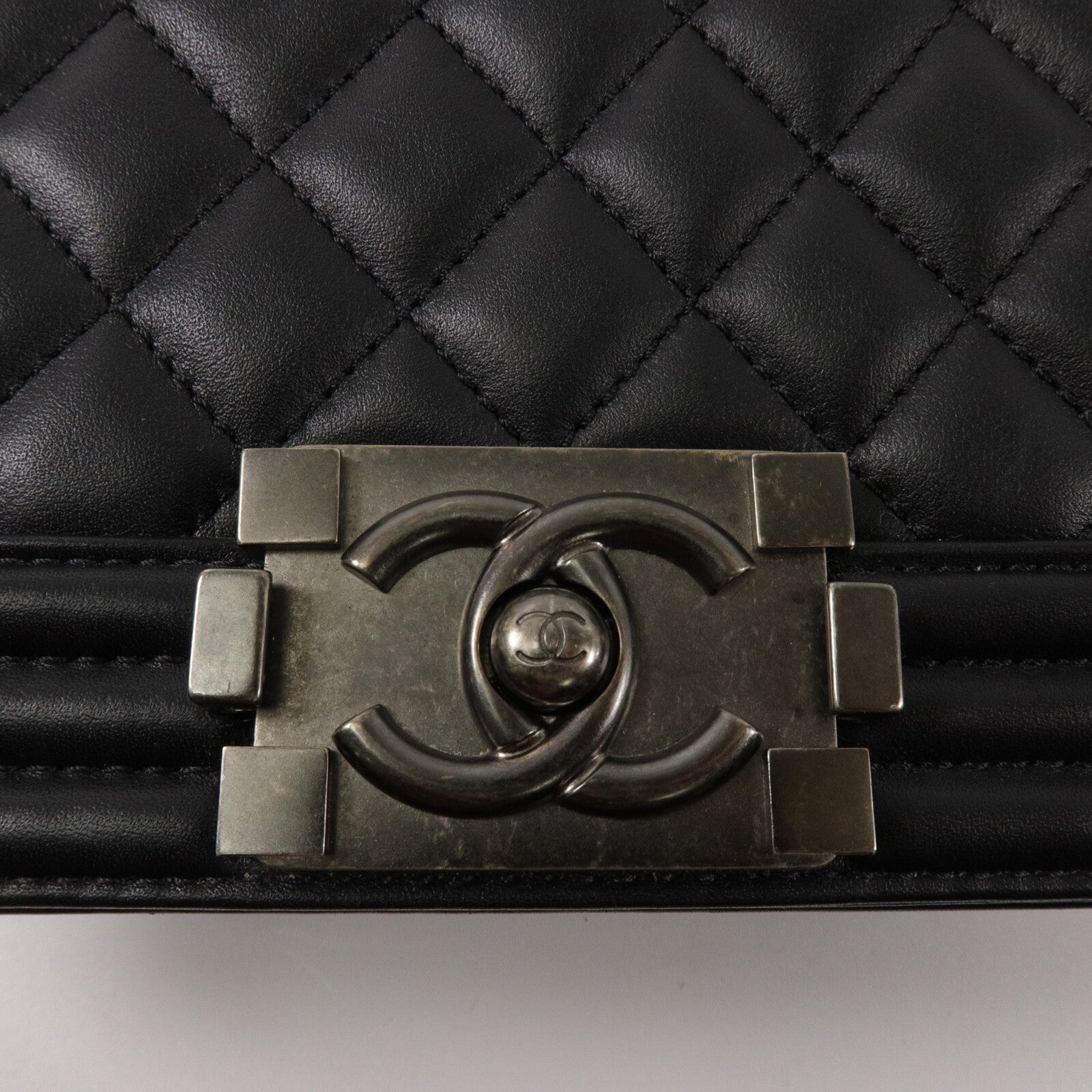 CHANEL 羊皮皮革Boy 20鏈帶肩背袋