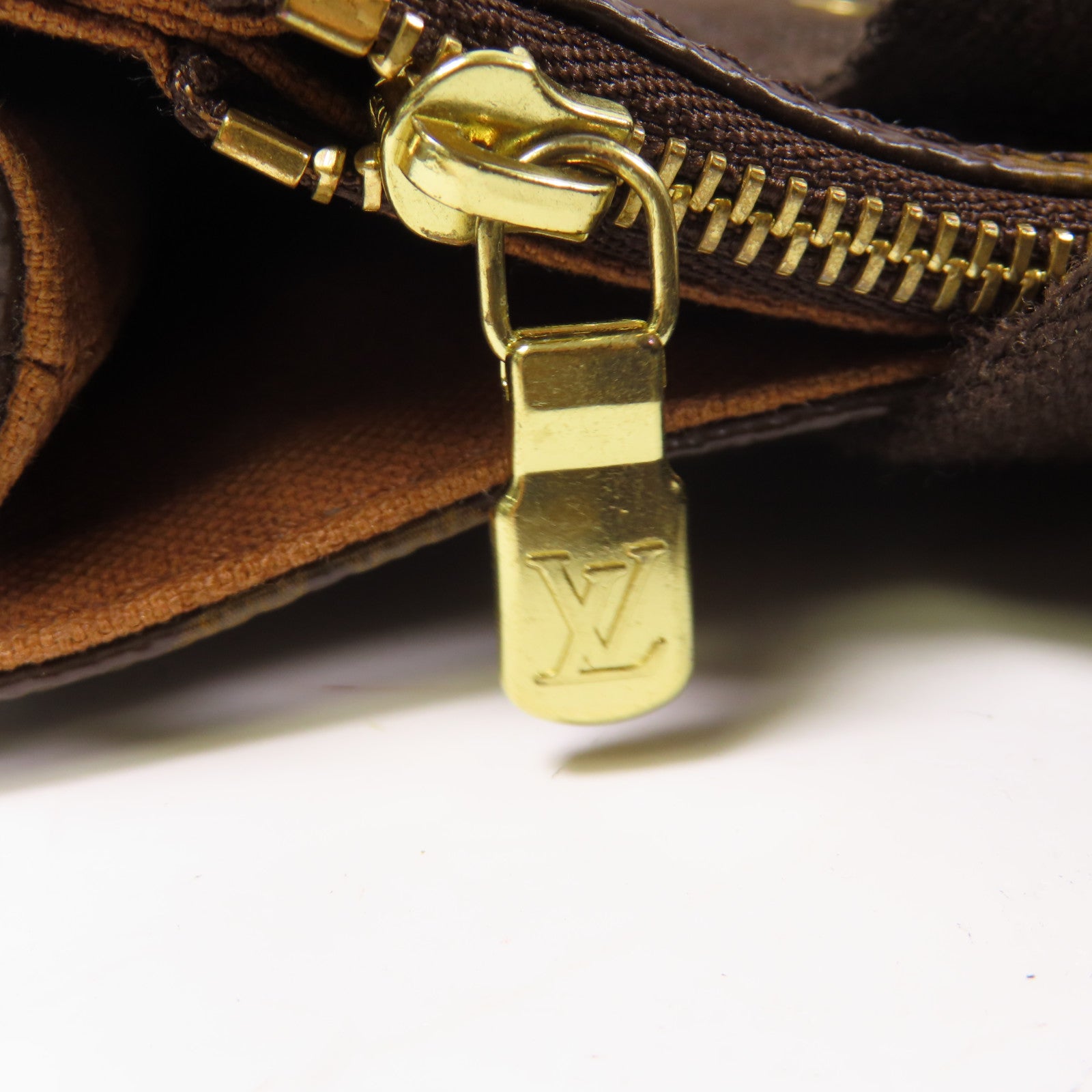 LOUIS VUITTON Monogram Cabas Beaubourg金扣手挽袋啡色