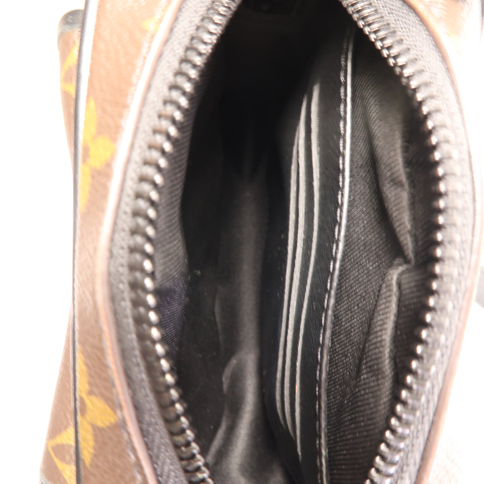 LOUIS VUITTON Monogram Macassar Christopher Wearable Wallet肩背袋