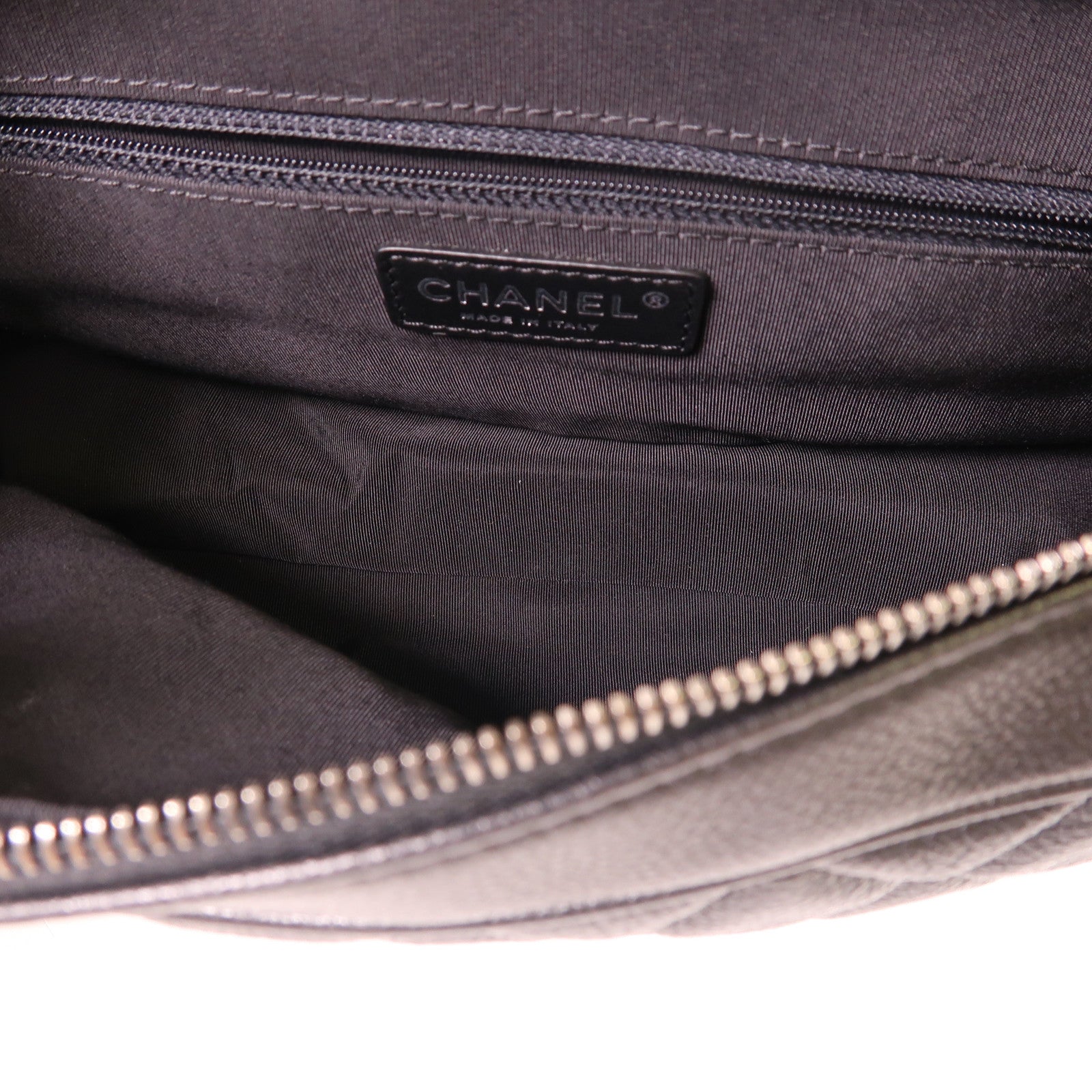 CHANEL CC Shoulder Bag Calfskin Leather Black