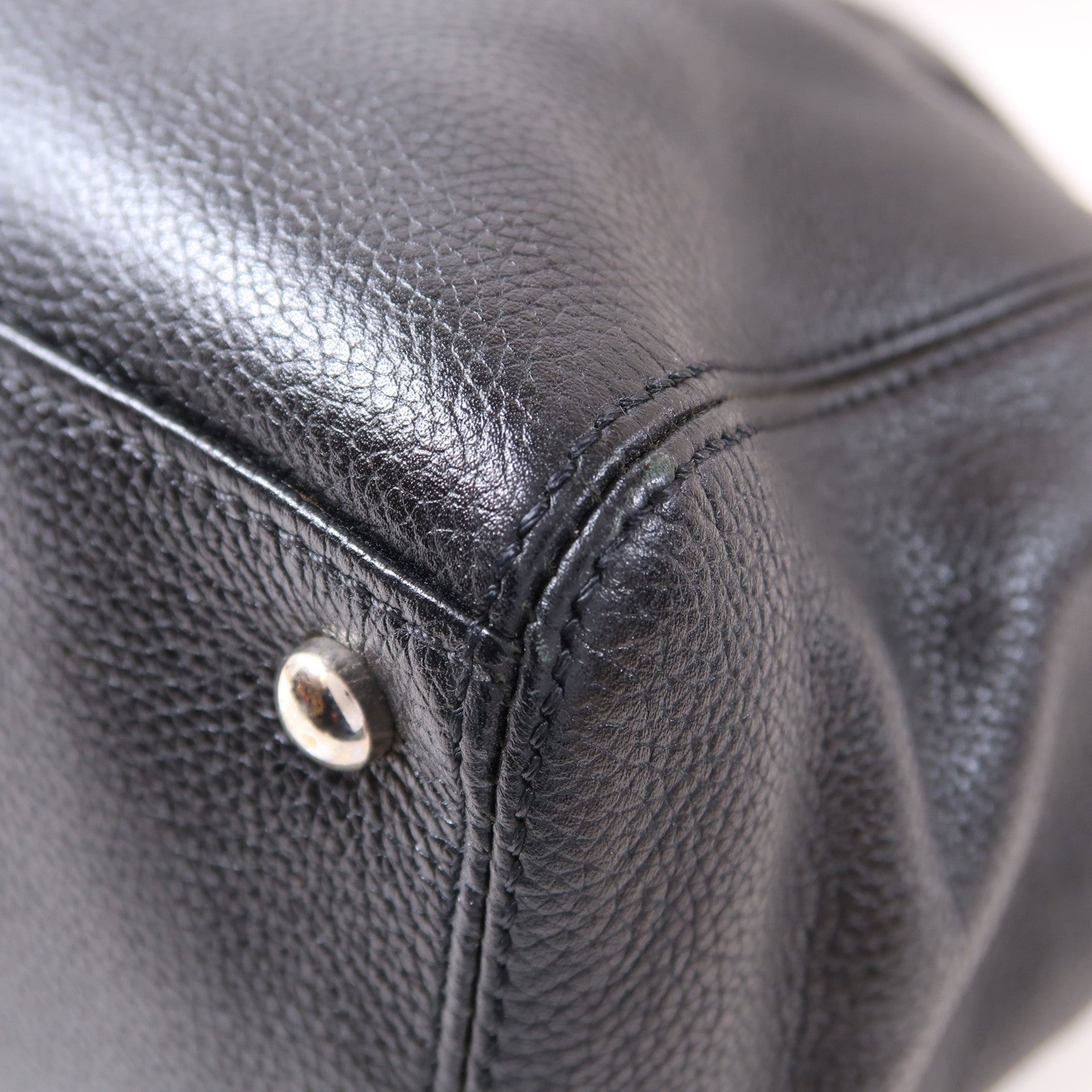 CHANEL 牛皮皮革Executive Cerf Tote Bag銀扣手挽袋黑色