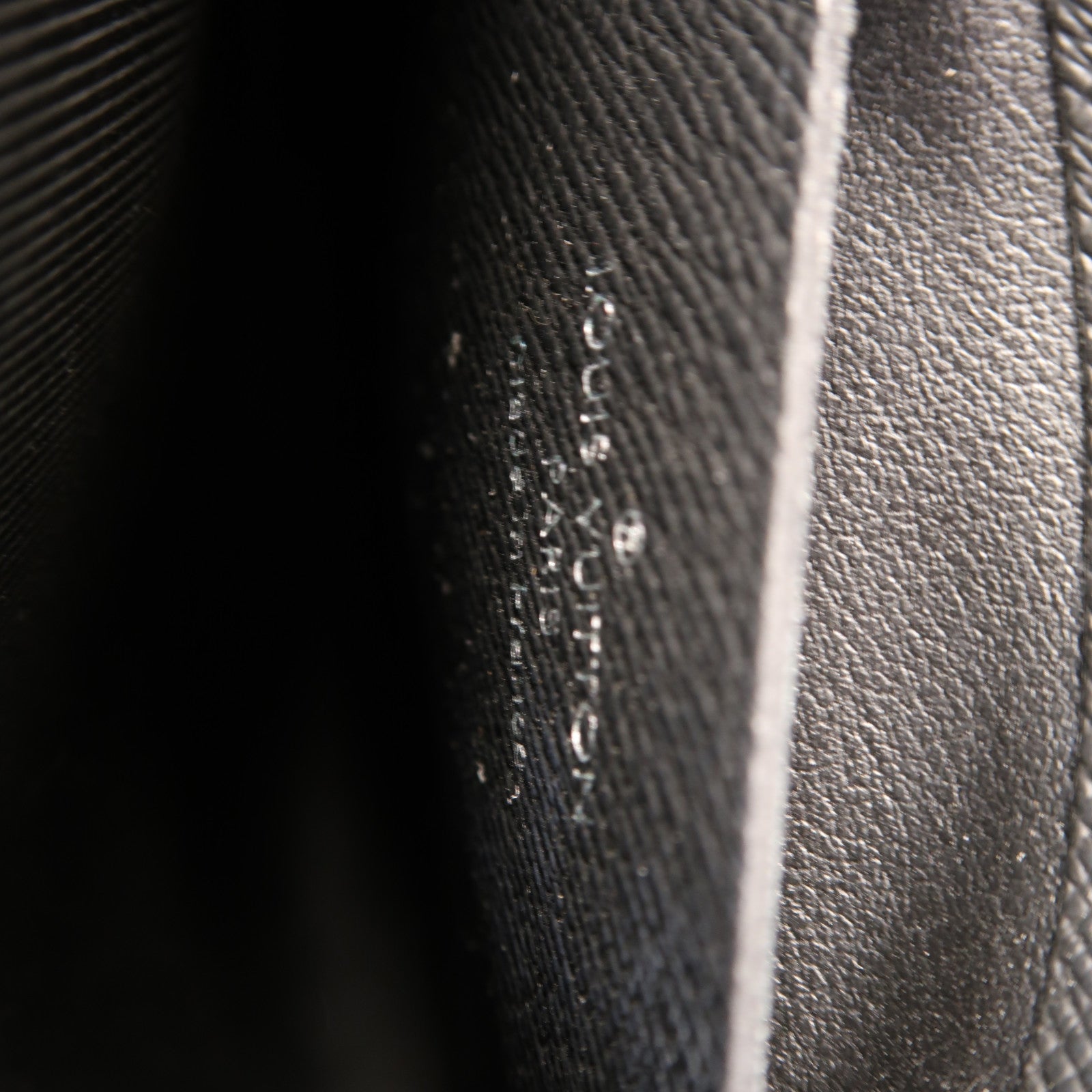 LOUIS VUITTON Monogram Macassar Christopher Wearable Wallet肩背袋