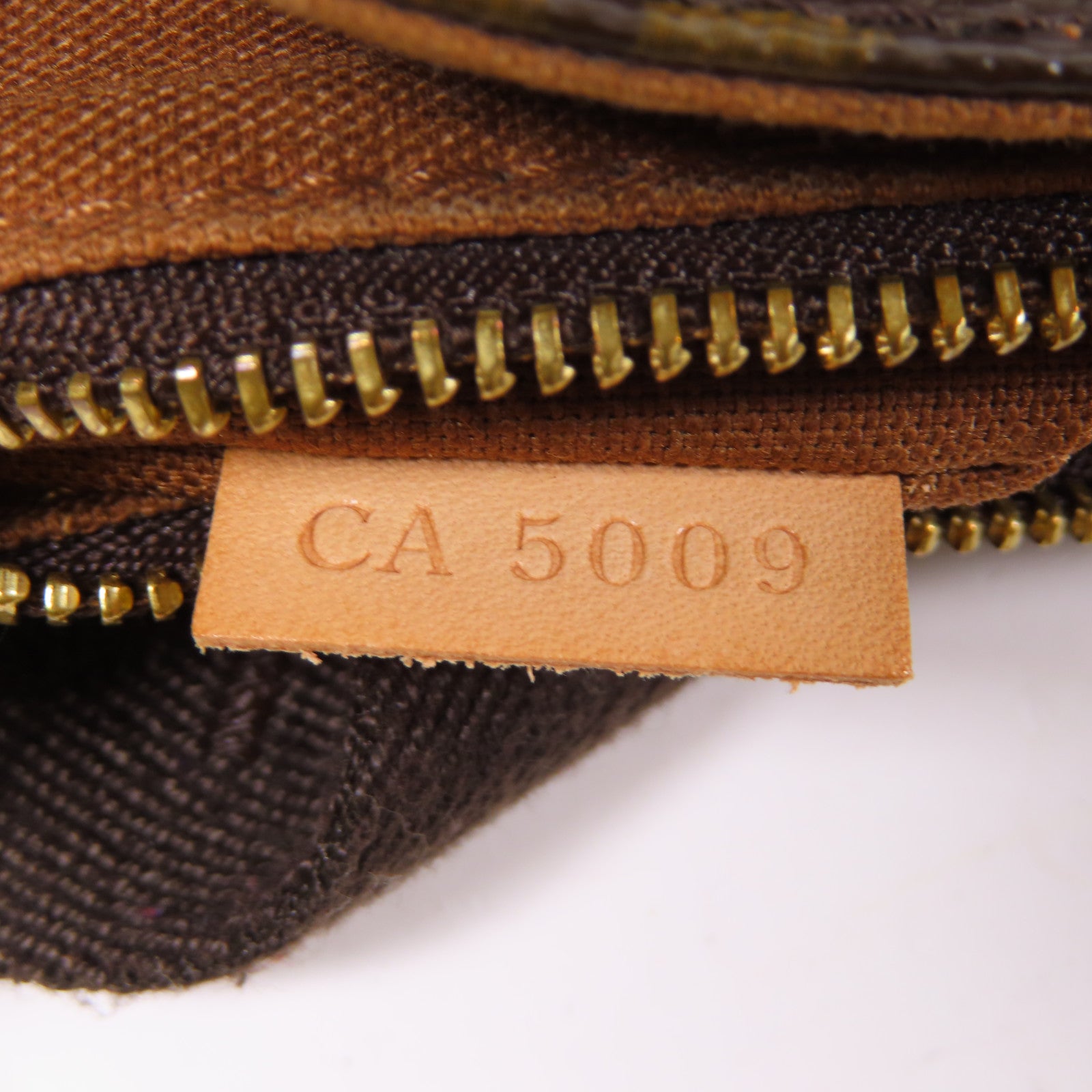 LOUIS VUITTON Monogram Cabas Beaubourg金扣手挽袋啡色