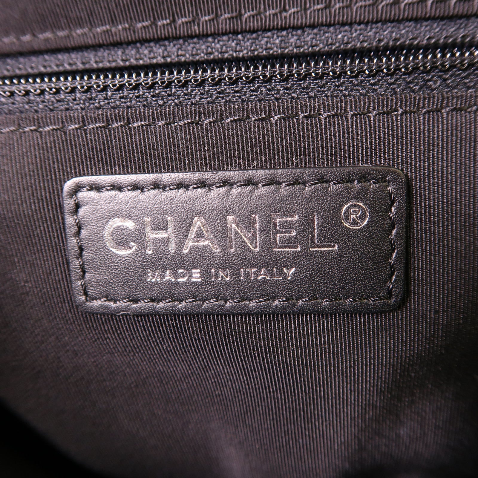 CHANEL CC Shoulder Bag Calfskin Leather Black