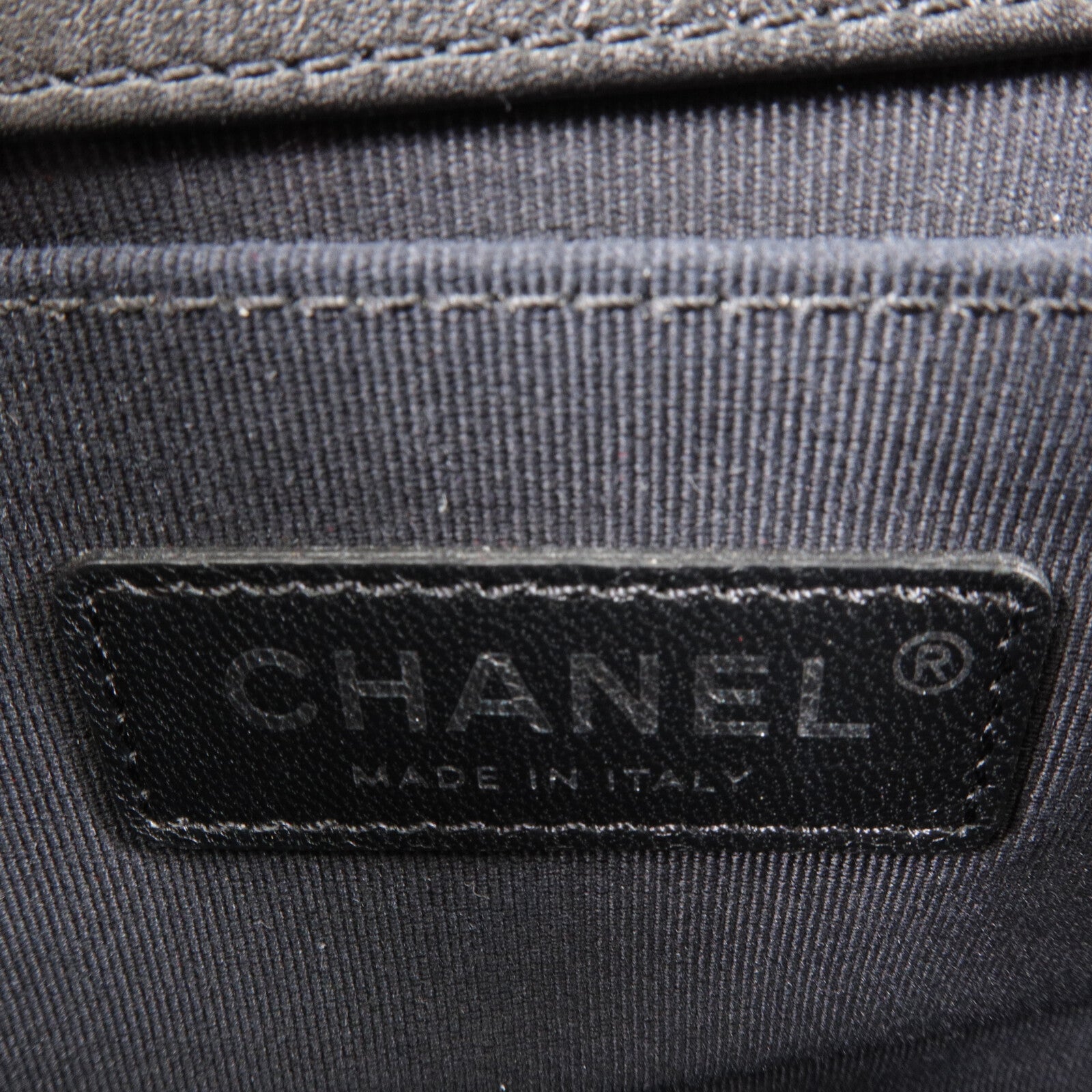 CHANEL 羊皮皮革Boy 20鏈帶肩背袋