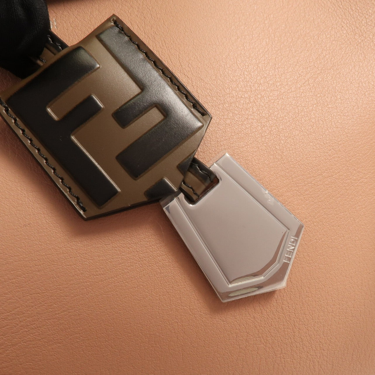 FENDI 牛皮皮革By The Way銀扣手挽肩背兩用袋