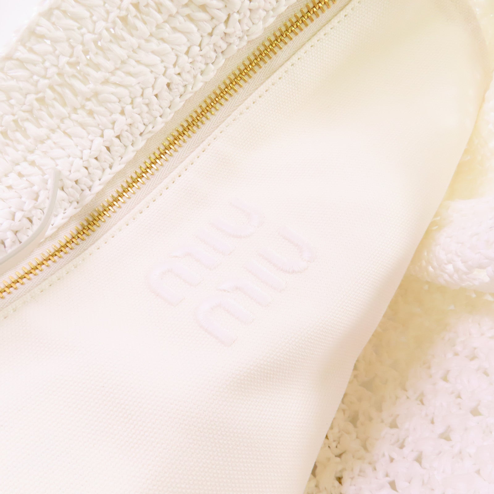 Miu Miu 【激減優惠】PVC Tote Bag金扣肩背袋白色