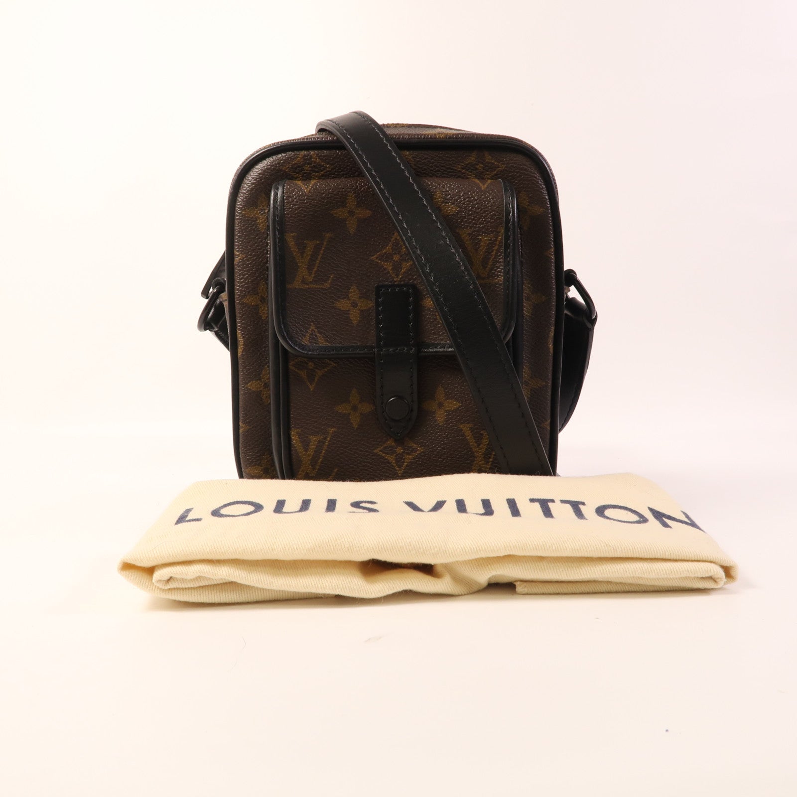 LOUIS VUITTON Monogram Macassar Christopher Wearable Wallet肩背袋