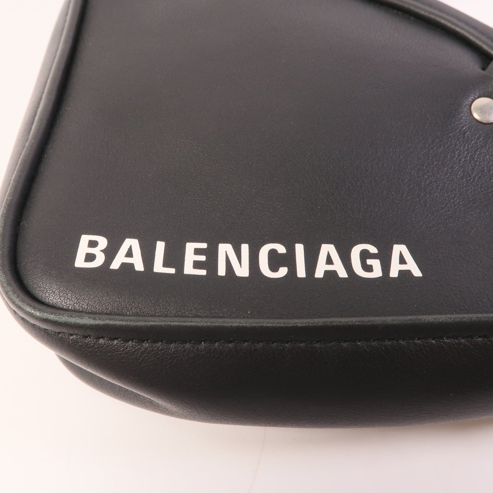 BALENCIAGA 牛皮皮革Triangle Duffle XS銀扣手挽肩背兩用袋