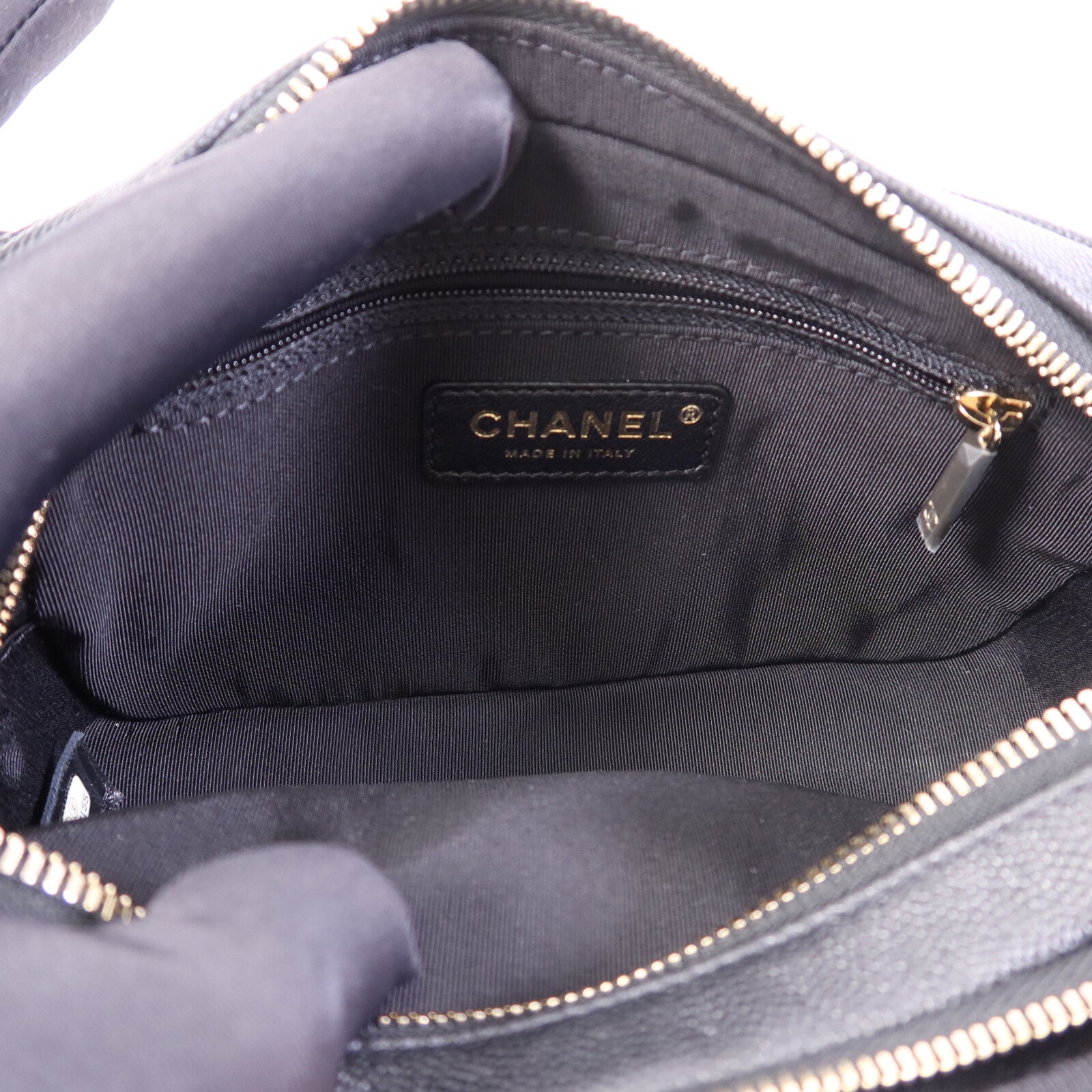 CHANEL 牛皮皮革Waist Bag金扣鏈帶腰包