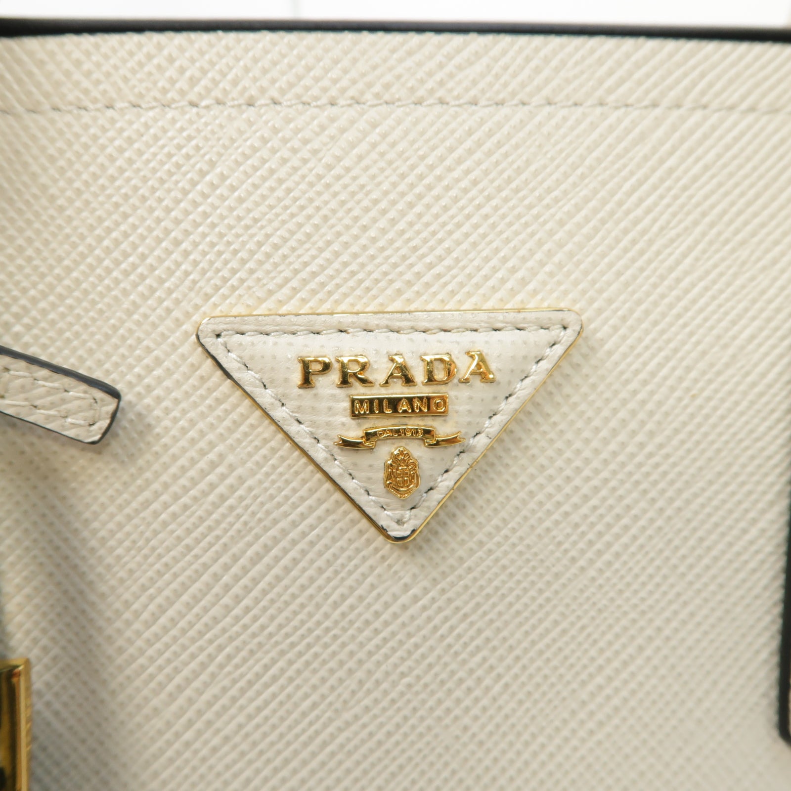 PRADA 牛皮皮革2 Way Tote Bag金扣手挽肩背兩用袋白色